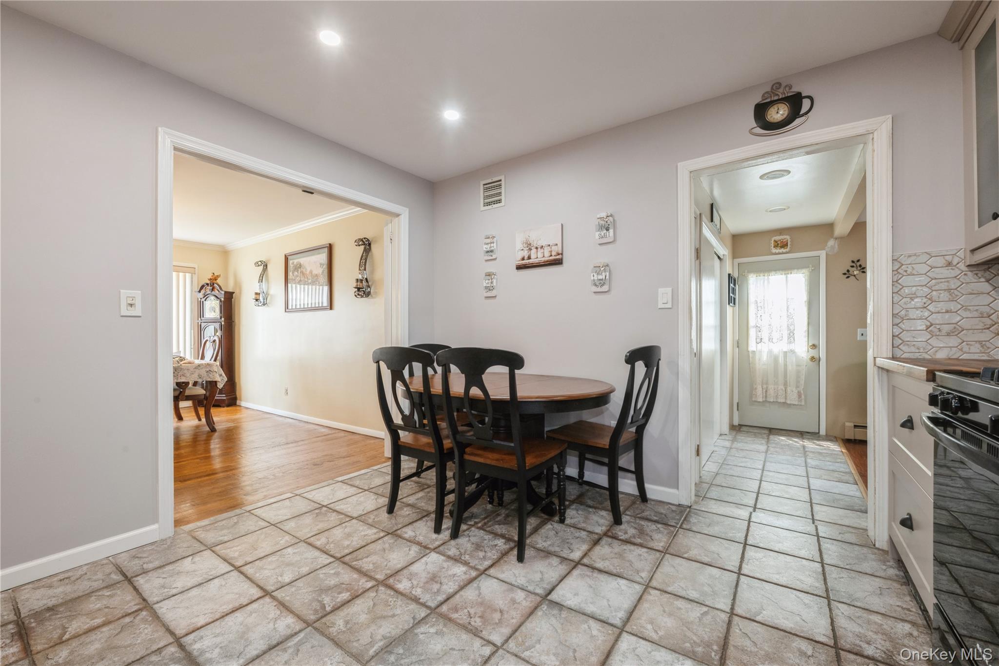 177 9th Street, Bethpage, NY 11714