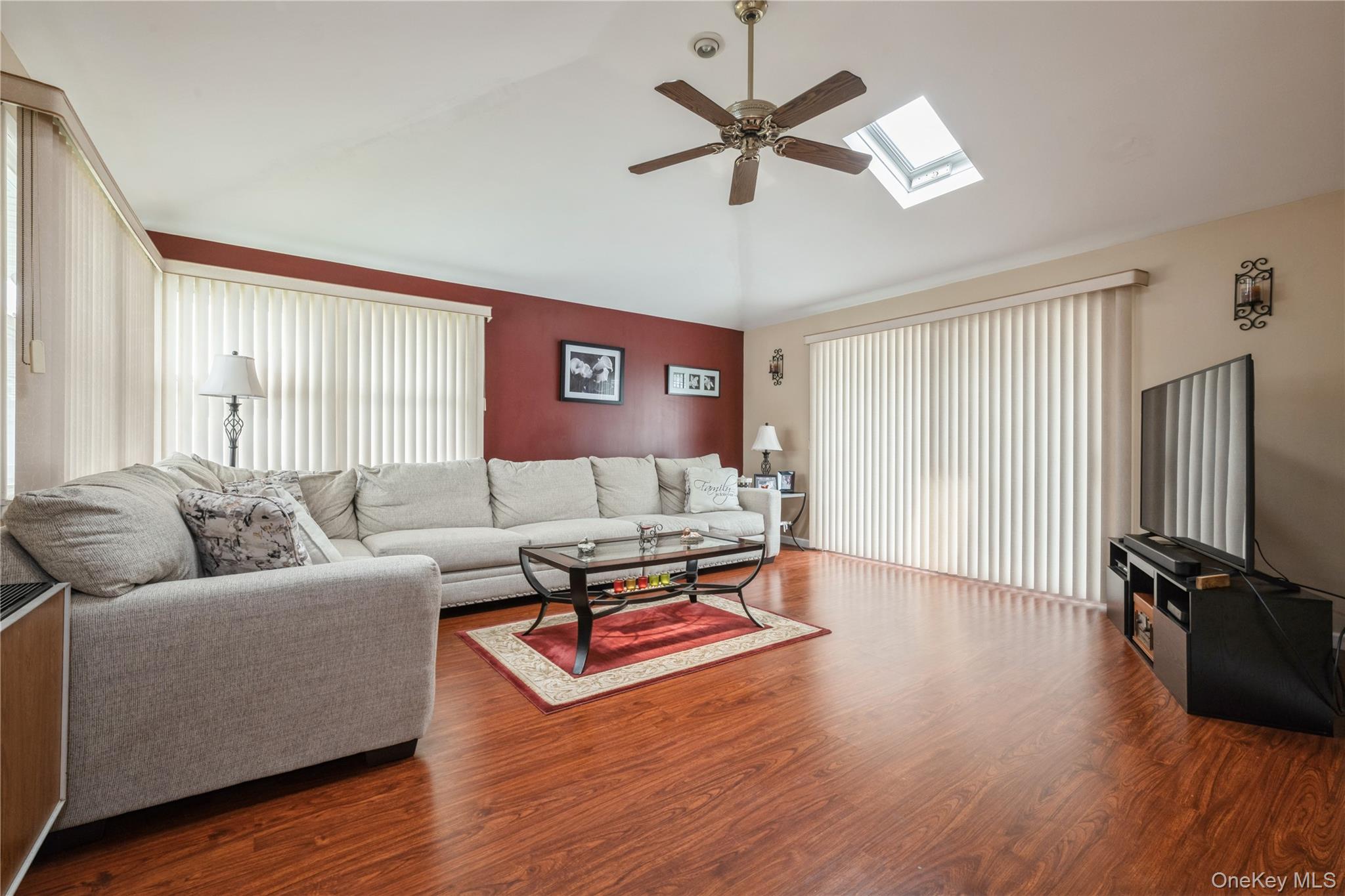 177 9th Street, Bethpage, NY 11714