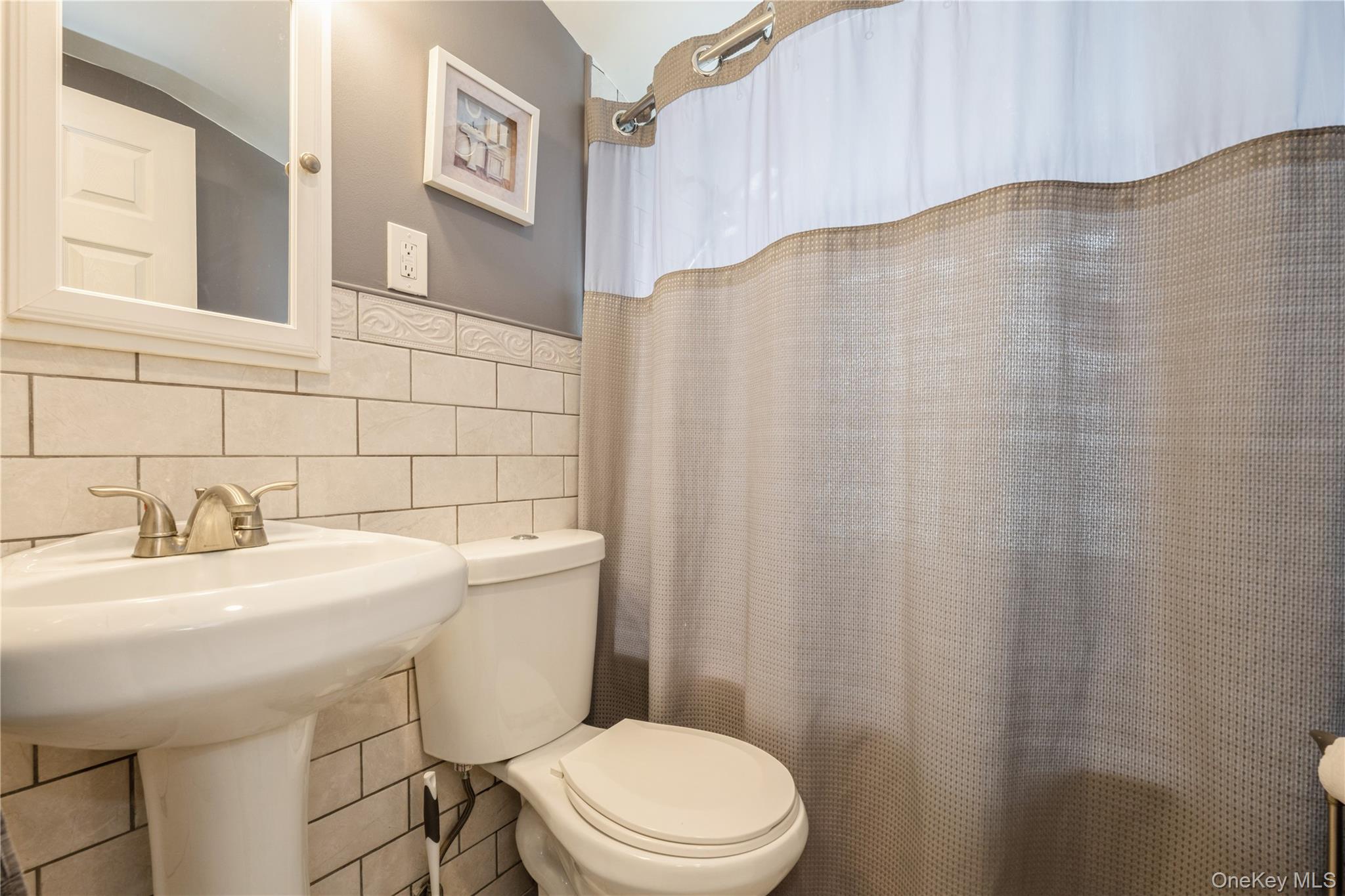 177 9th Street, Bethpage, NY 11714