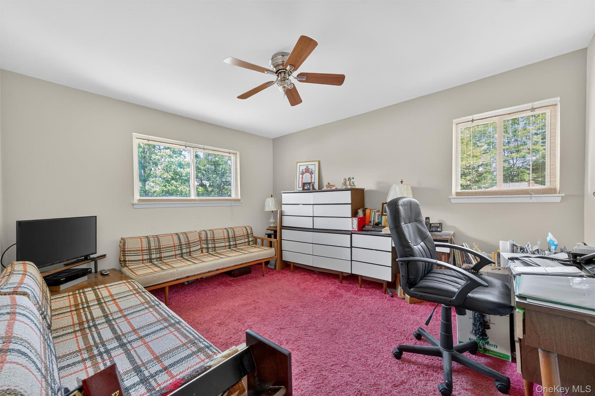 36 Mallory Road, Hillcrest, NY 10977