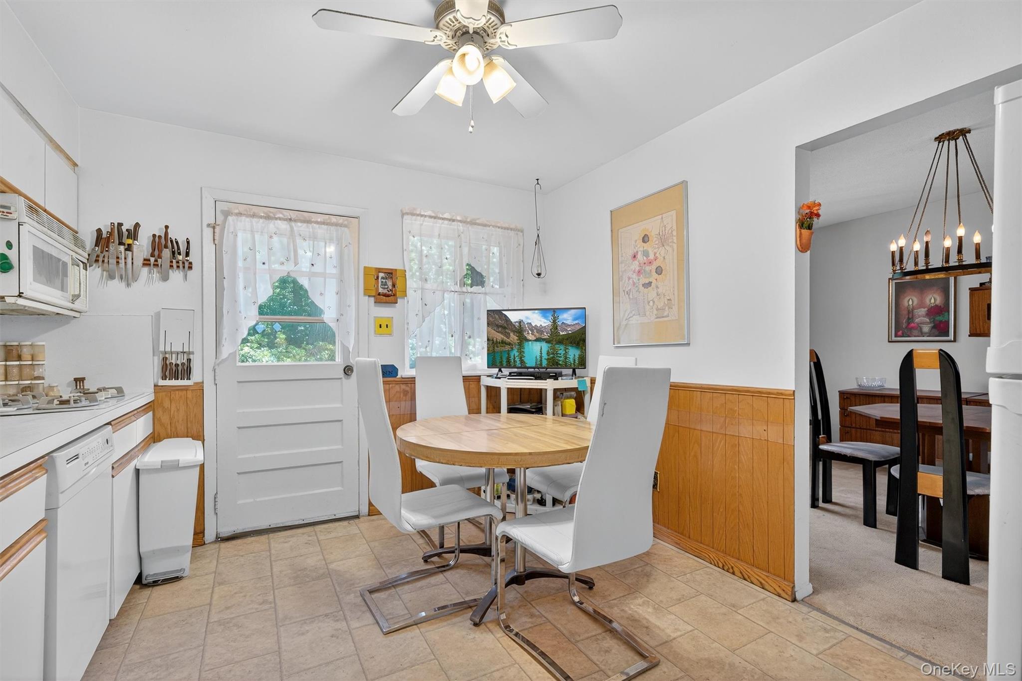 36 Mallory Road, Hillcrest, NY 10977