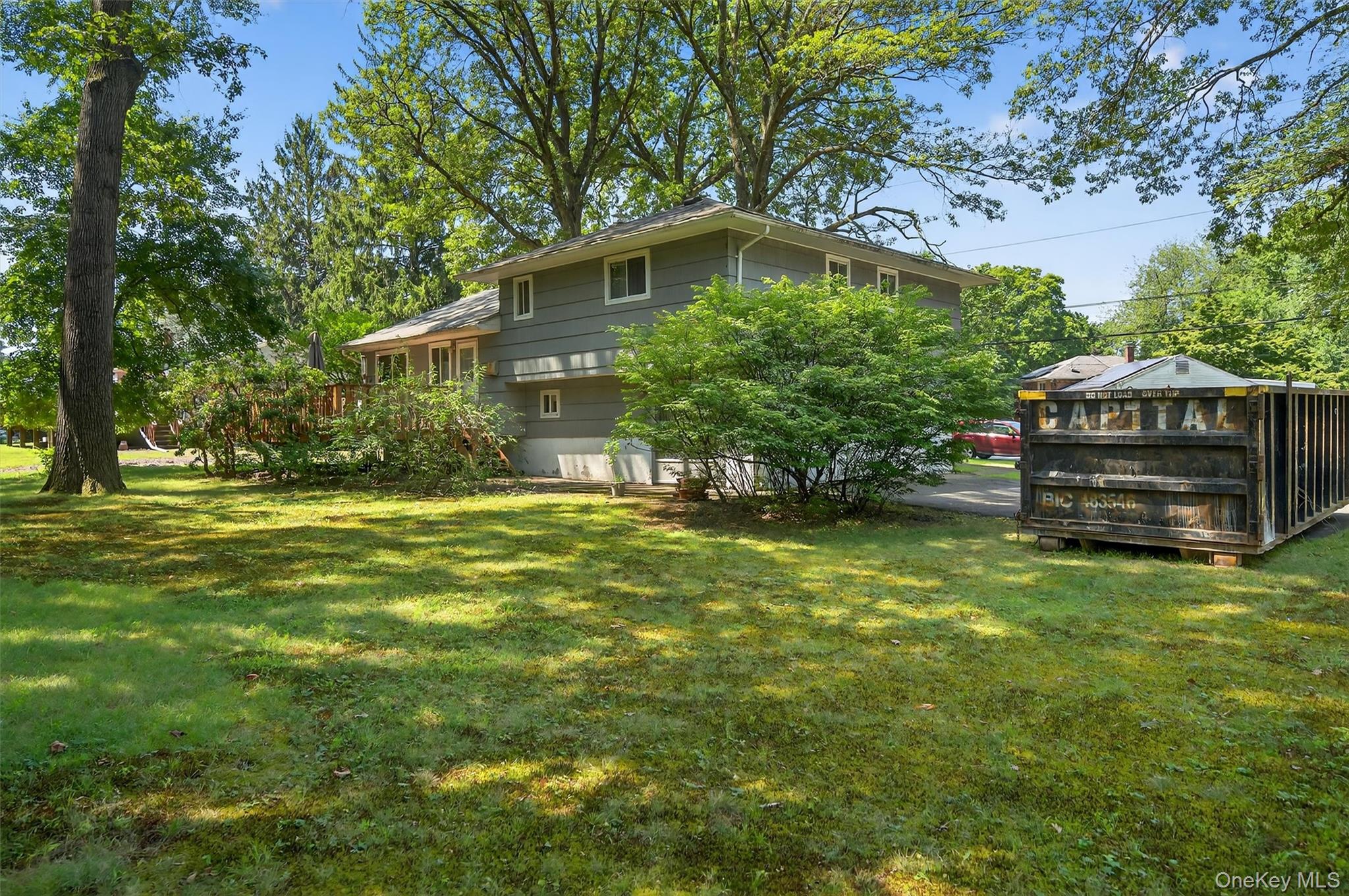 36 Mallory Road, Hillcrest, NY 10977