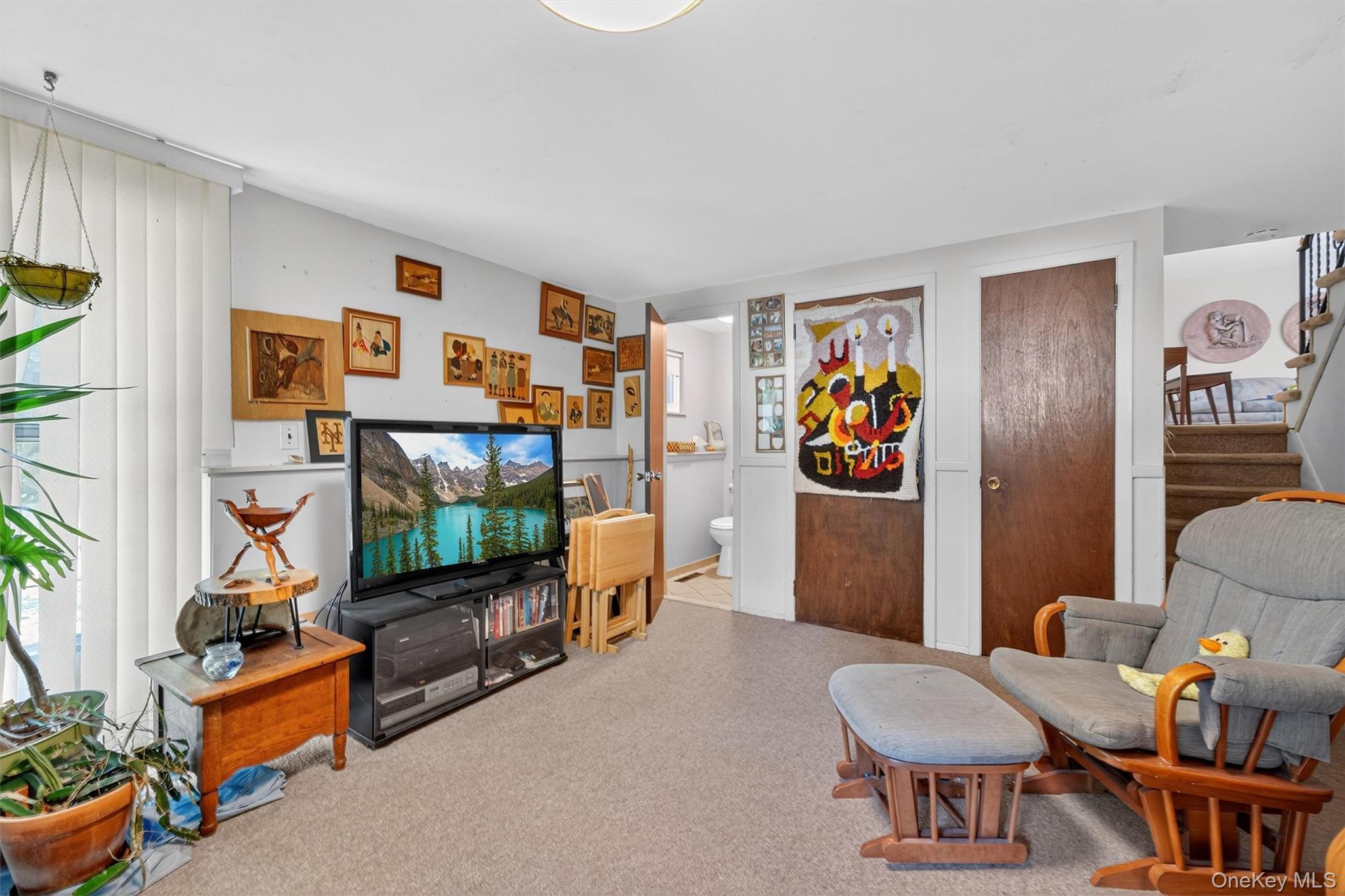 36 Mallory Road, Hillcrest, NY 10977