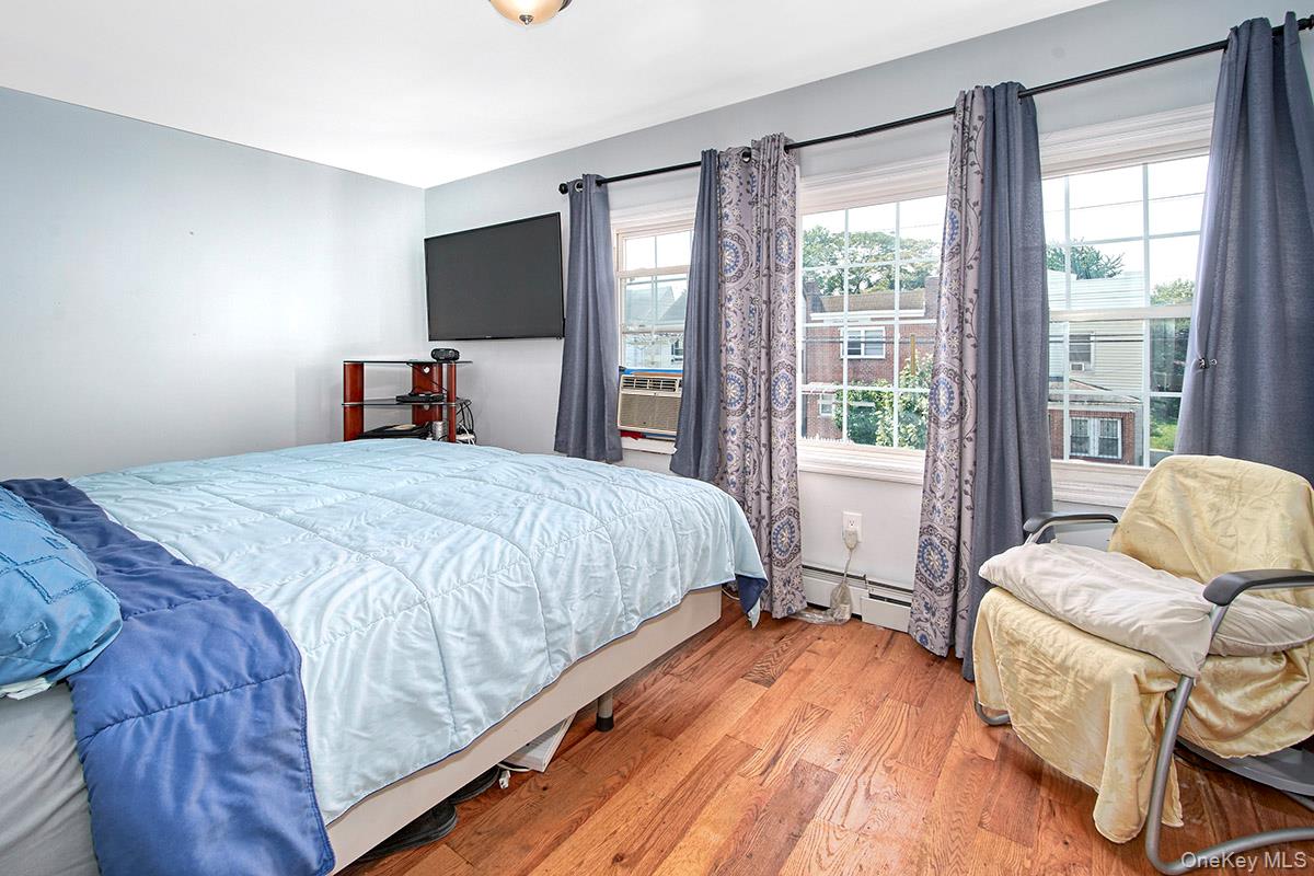 833 E 229th Street, Bronx, NY 10466