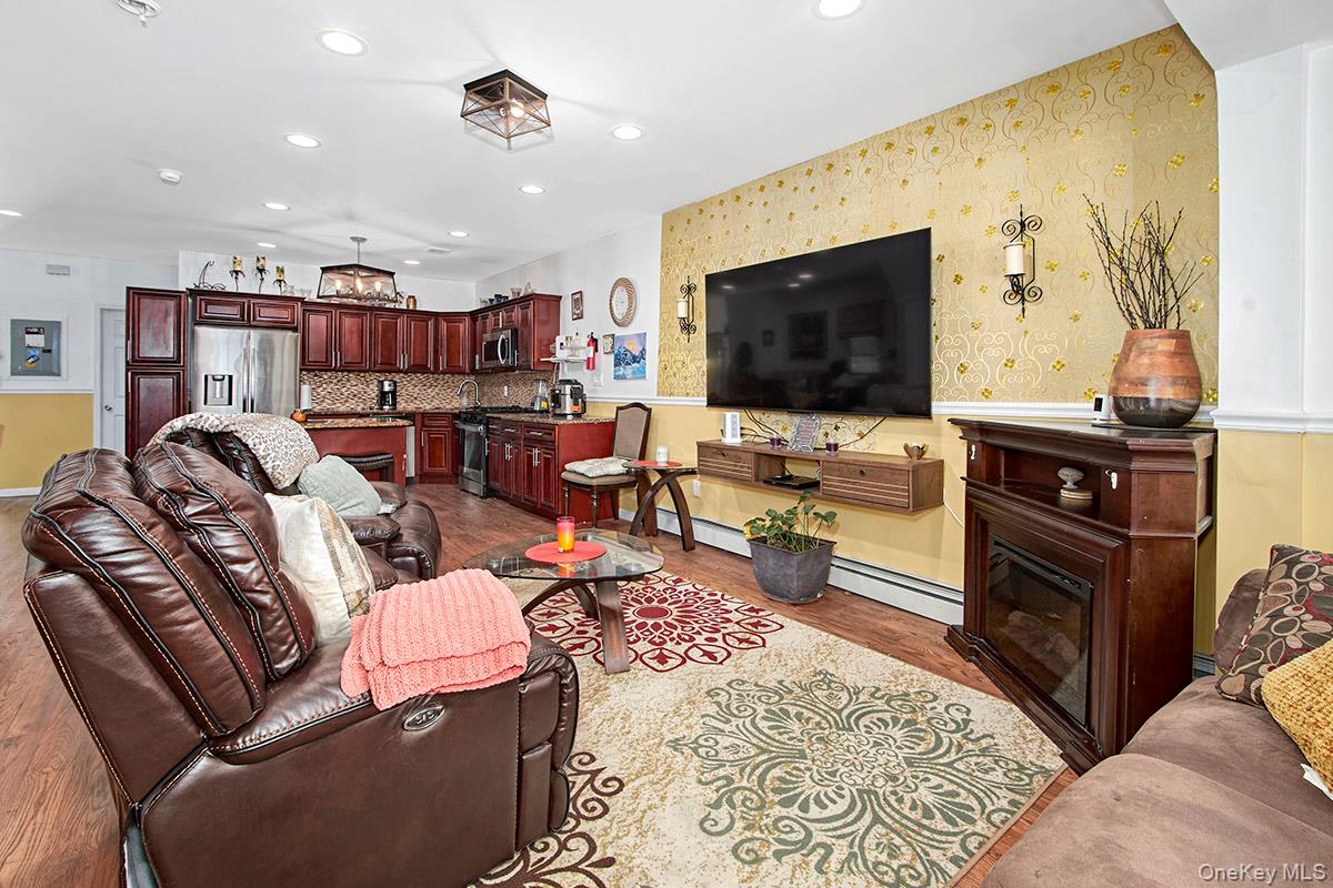 833 E 229th Street, Bronx, NY 10466