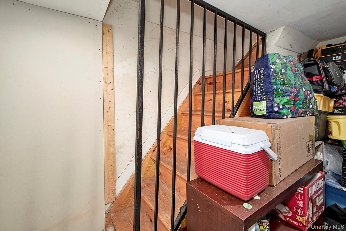 833 E 229th Street, Bronx, NY 10466