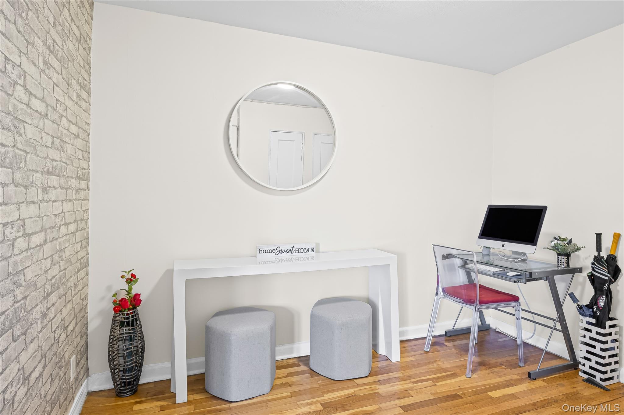 147-10 84th Road # 4G, Briarwood, NY 11435