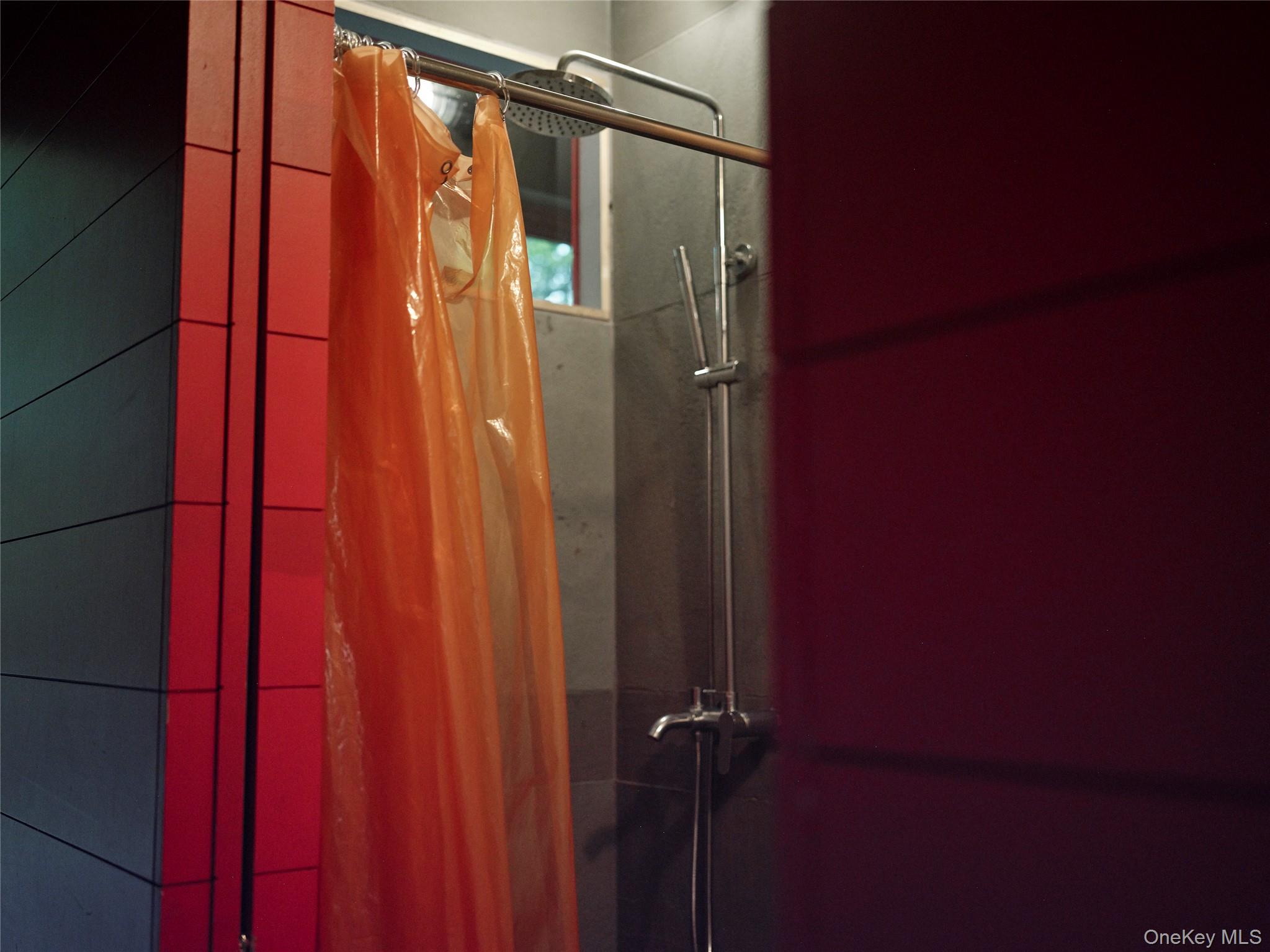 2003 Queens Highway, Kerhonkson, NY 12446