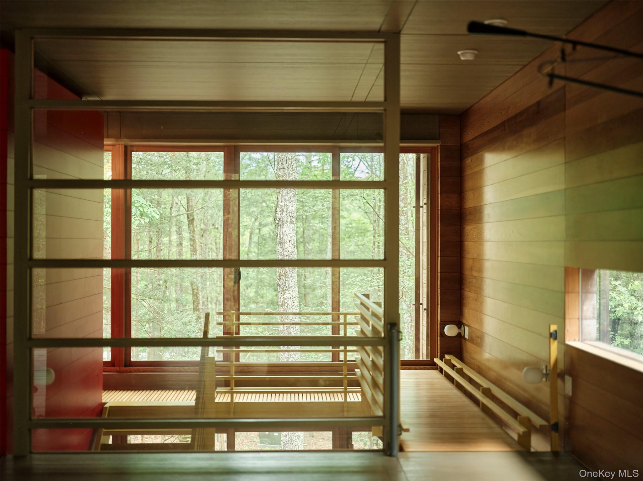 2003 Queens Highway, Kerhonkson, NY 12446