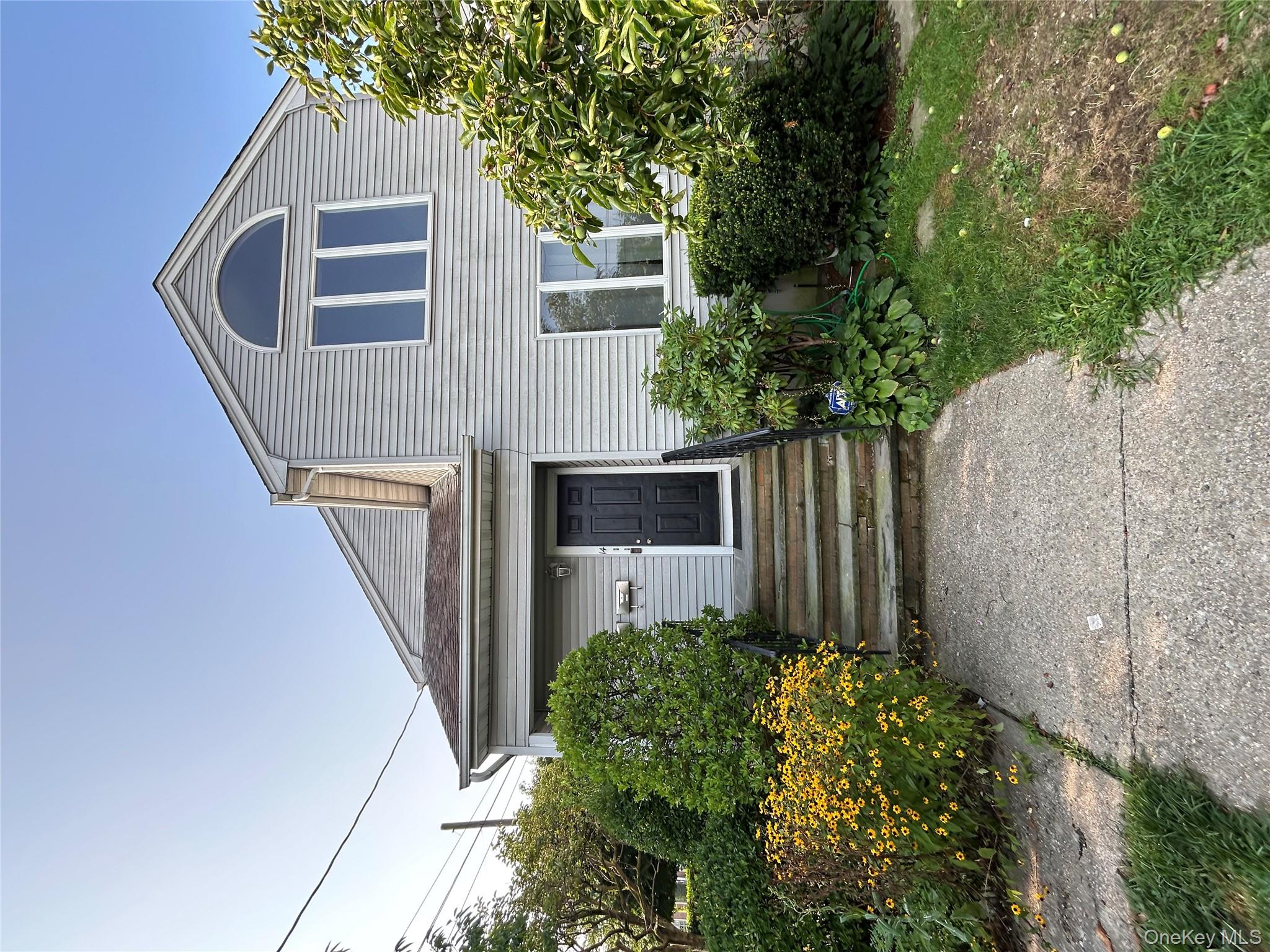 14 2nd # 2, Glen Cove, NY 11542