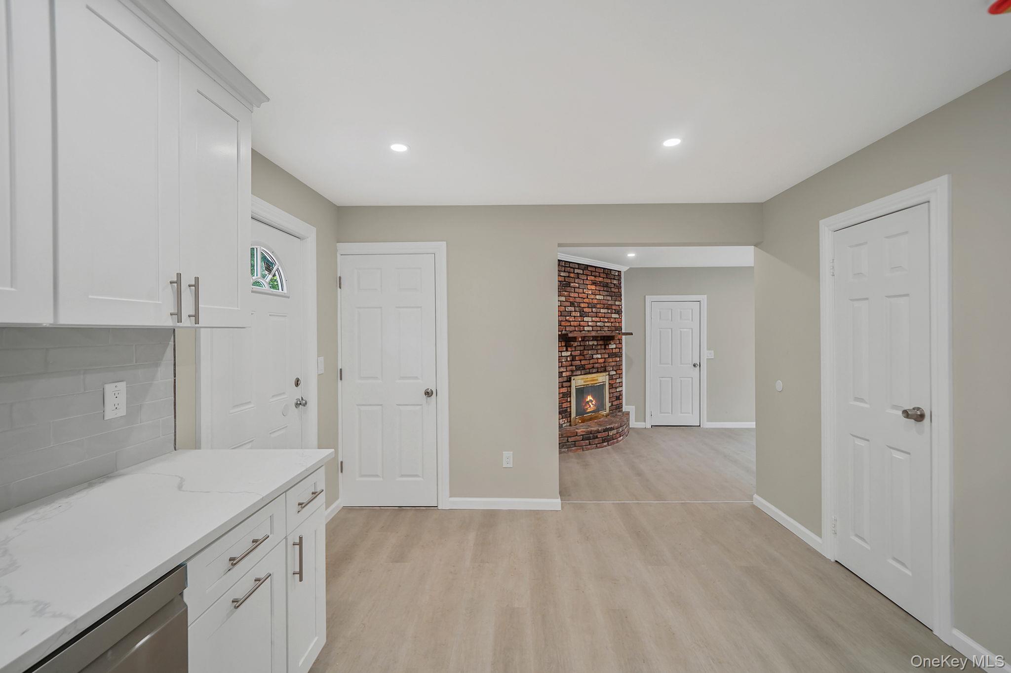 15 Bellaire Drive, Ridge, NY 11961