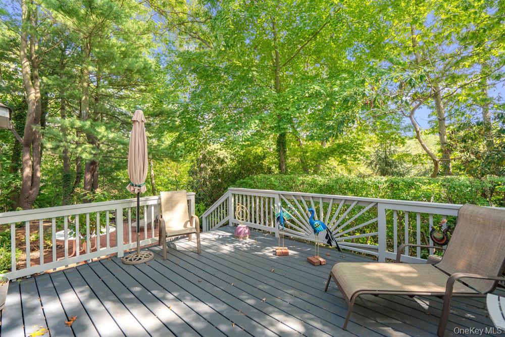 10 Quincy Lane, Smithtown, NY 11787