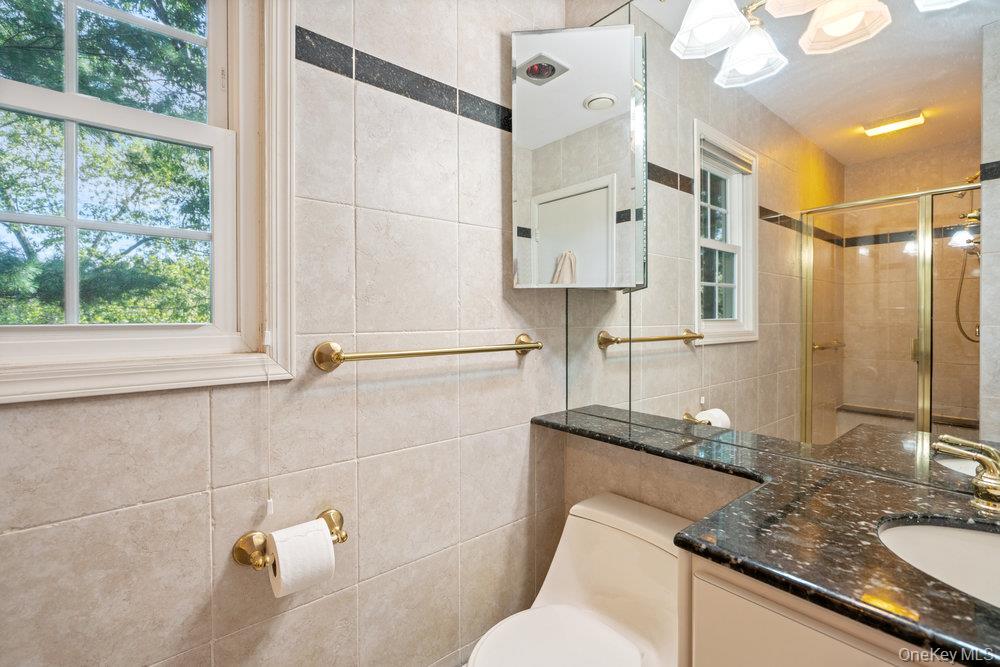 10 Quincy Lane, Smithtown, NY 11787