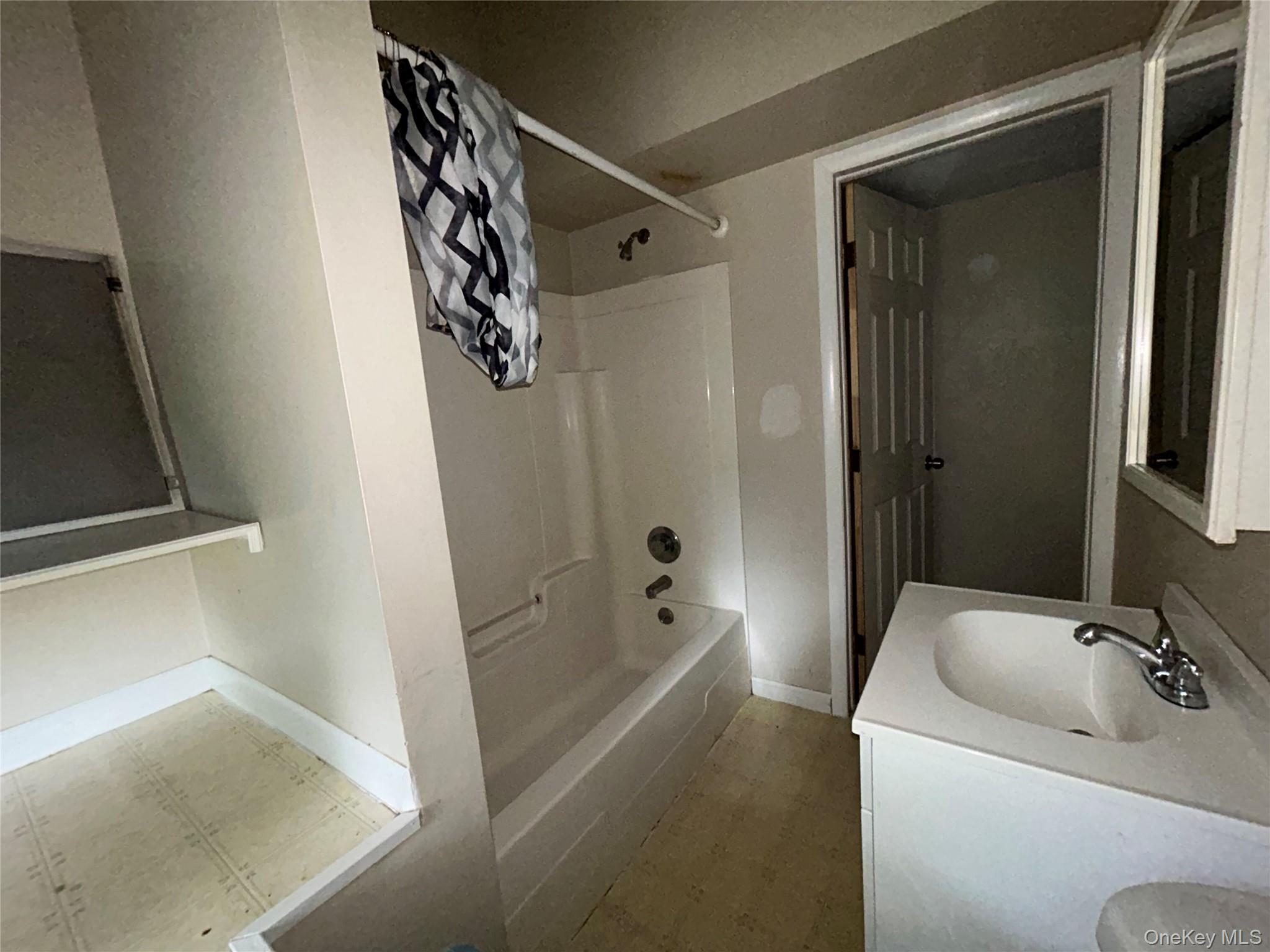 69 Academy Street # F, Poughkeepsie, NY 12601