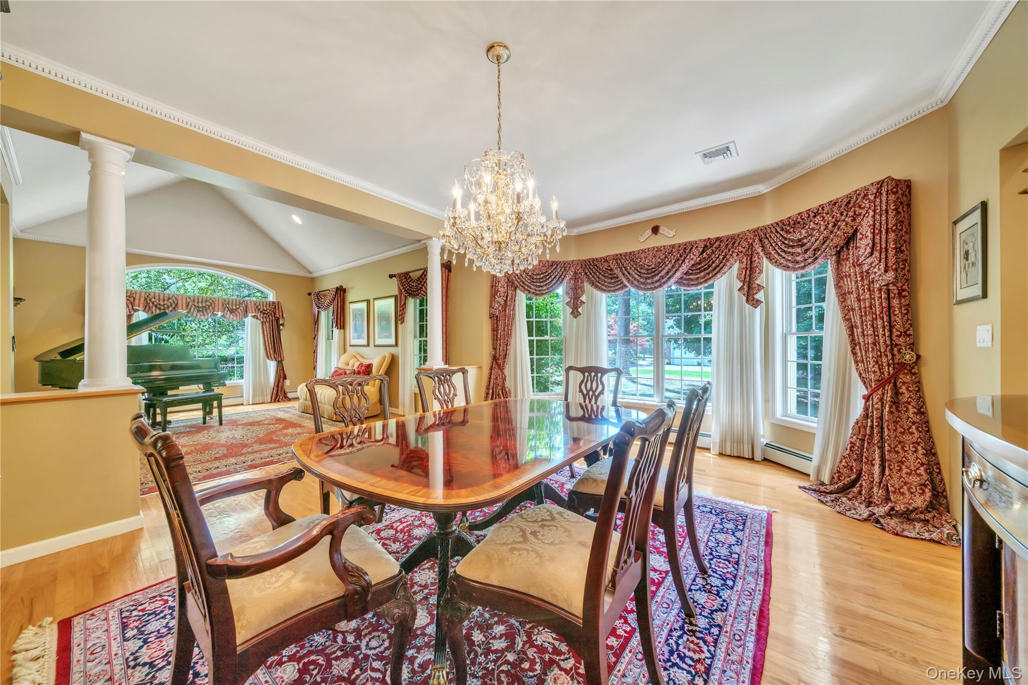 36 Oxford Drive, Suffern, NY 10901