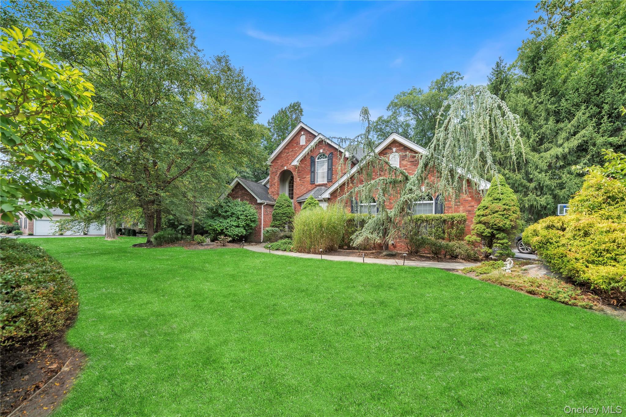 36 Oxford Drive, Suffern, NY 10901