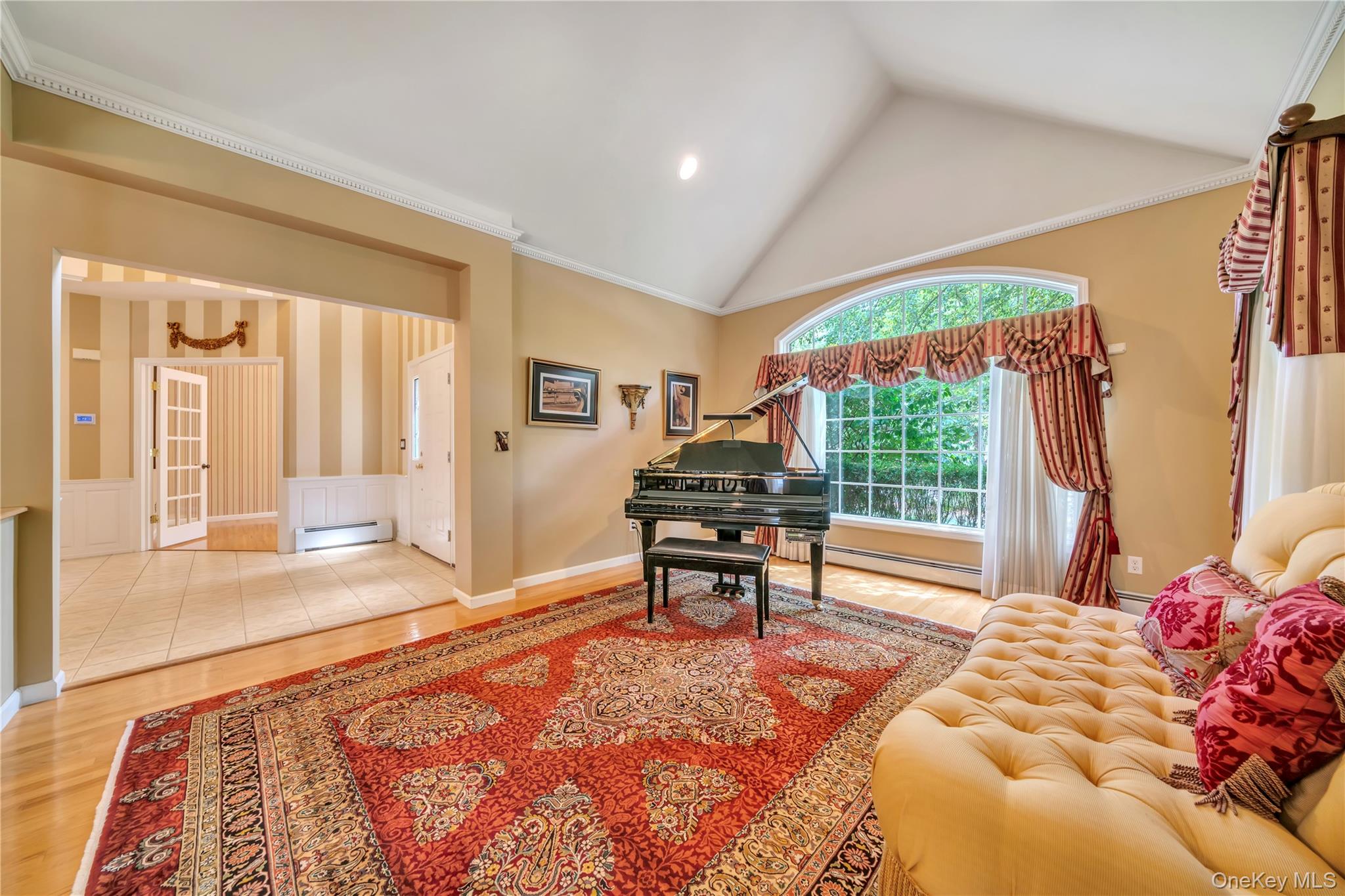 36 Oxford Drive, Suffern, NY 10901