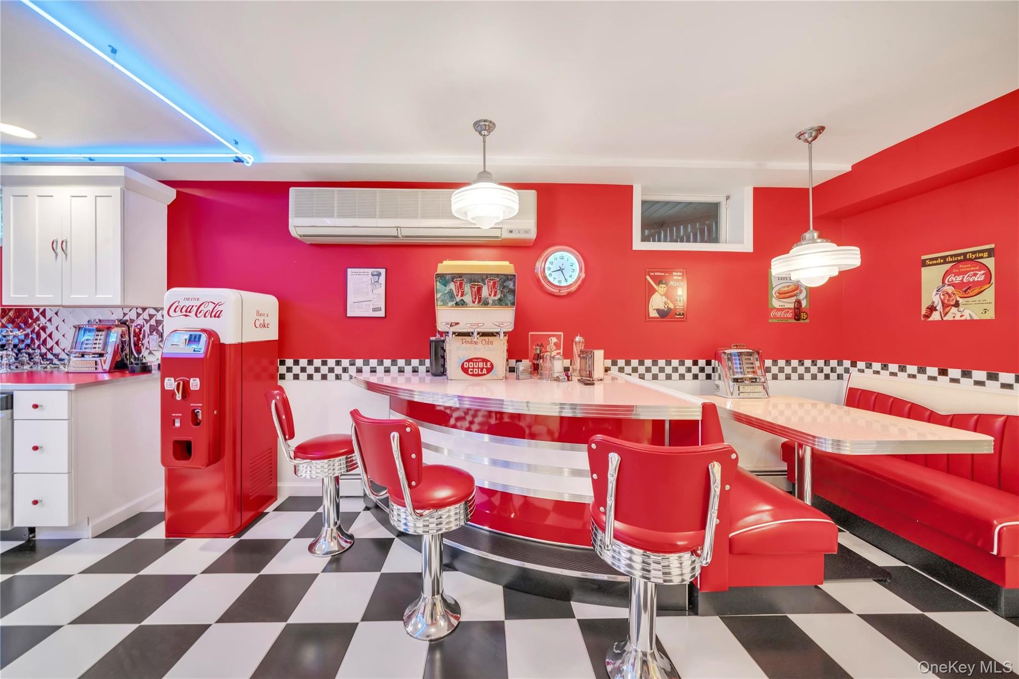 36 Oxford Drive, Suffern, NY 10901