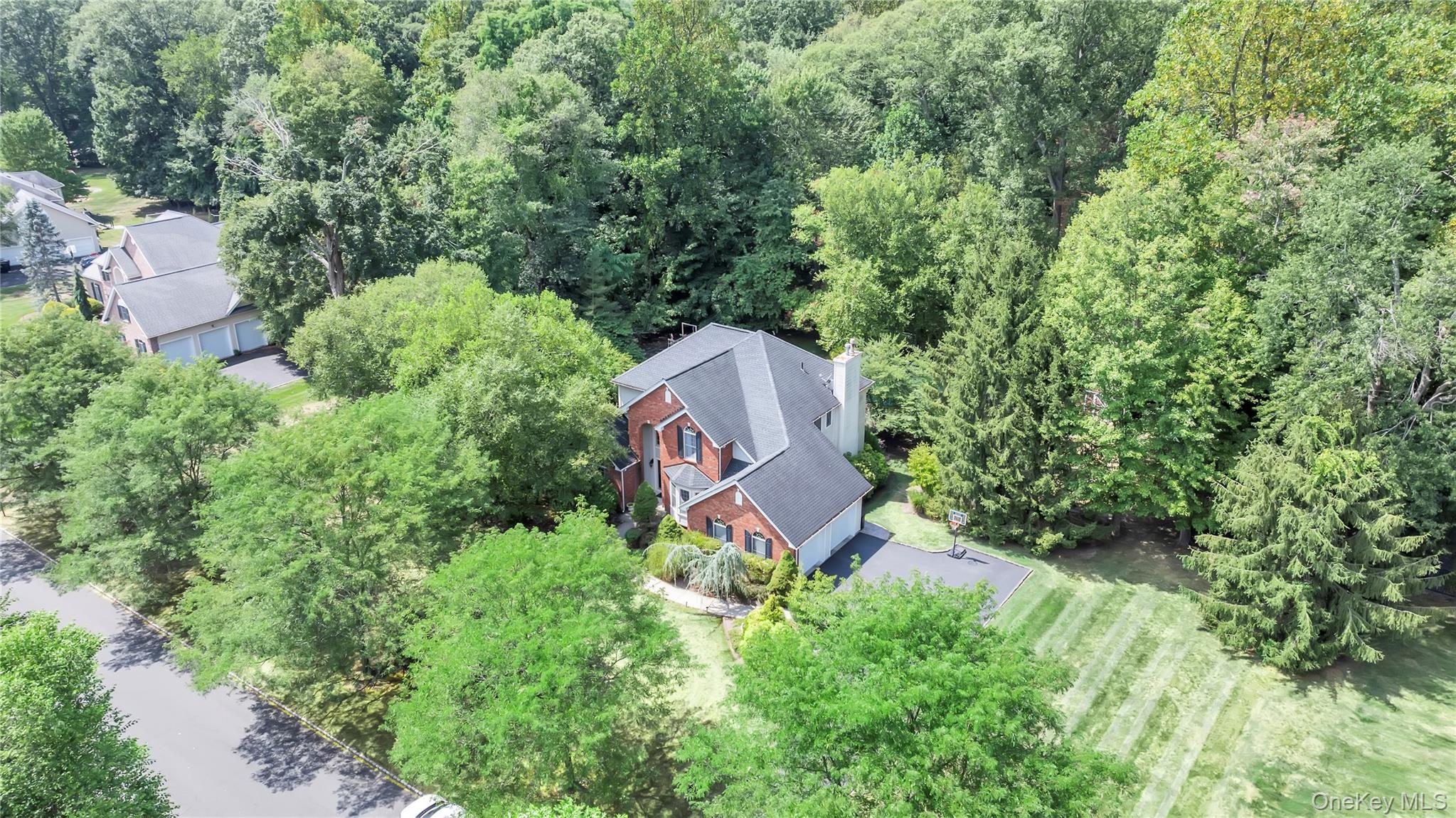 36 Oxford Drive, Suffern, NY 10901