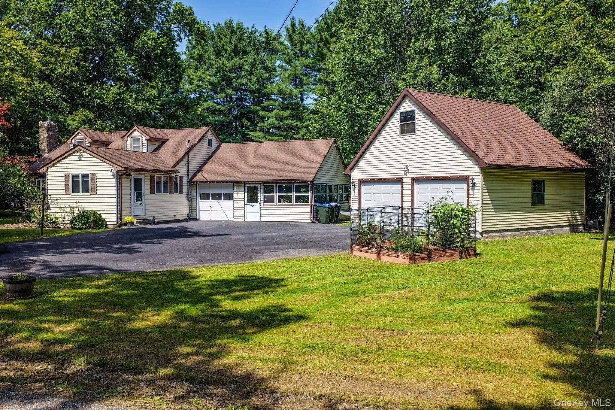 10 Old Dominion Road, Blooming Grove, NY 10914