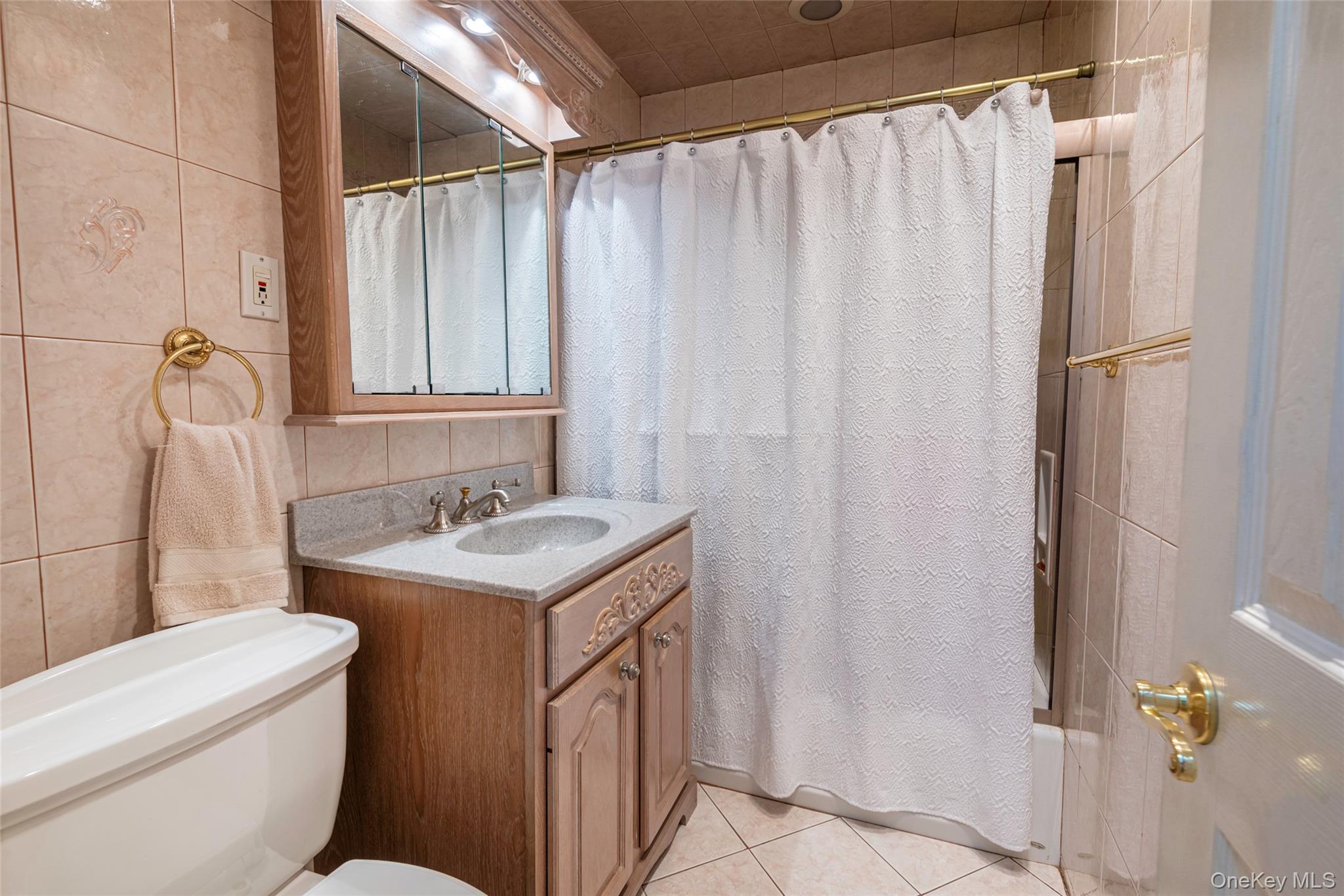 19 Richard Street, West Hempstead, NY 11552