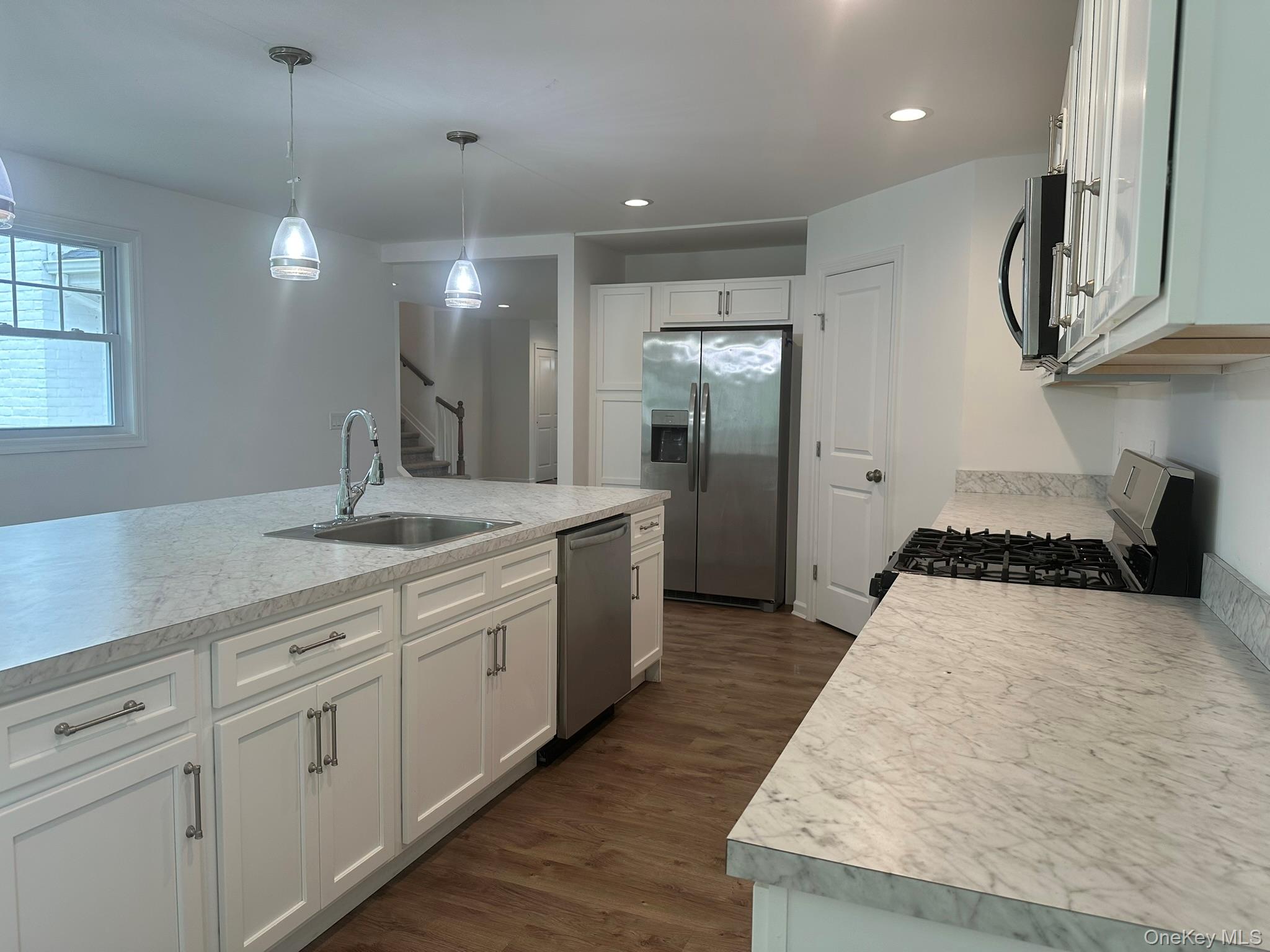 121 W Main Street, Kings Park, NY 11754