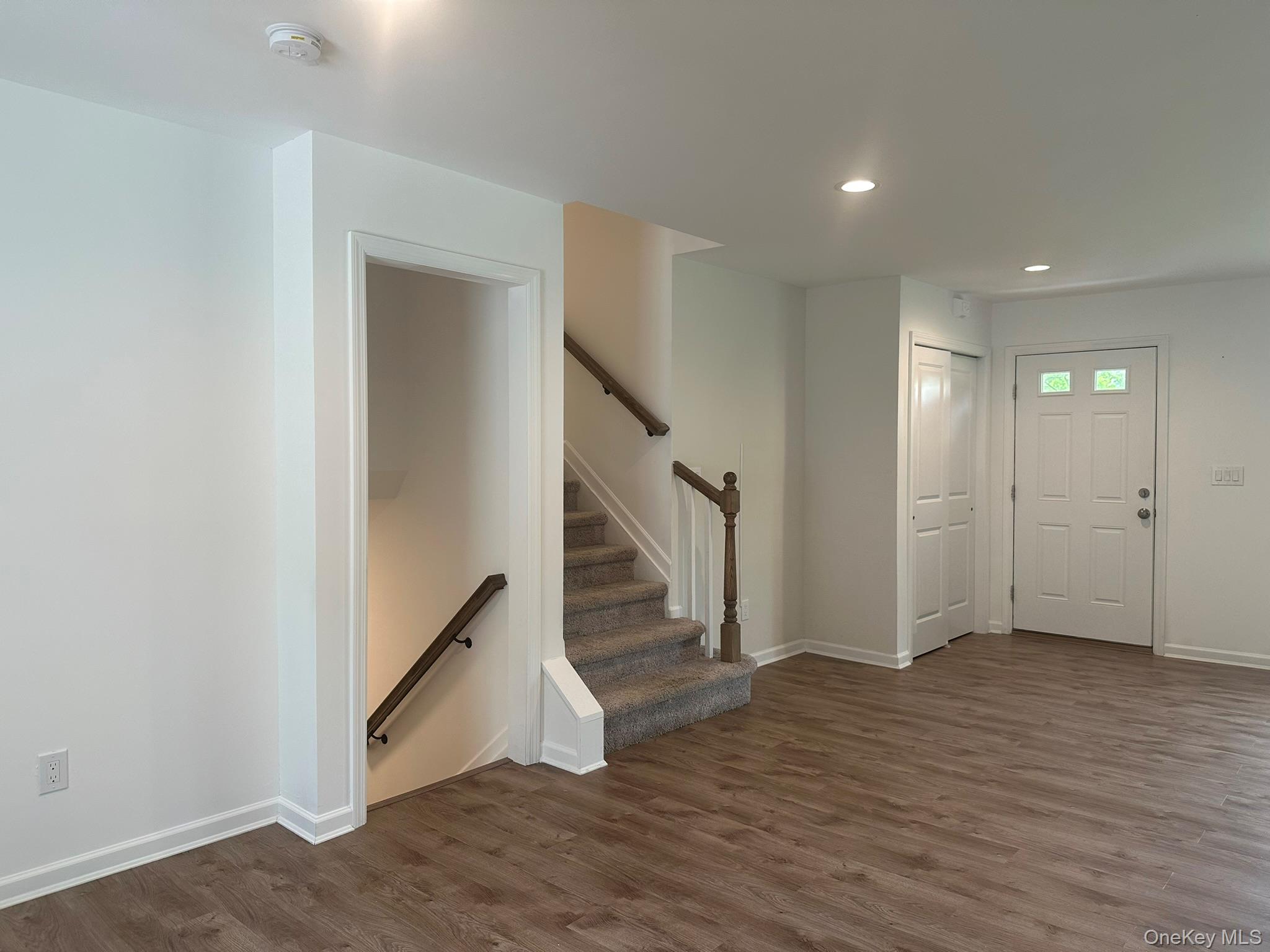 121 W Main Street, Kings Park, NY 11754