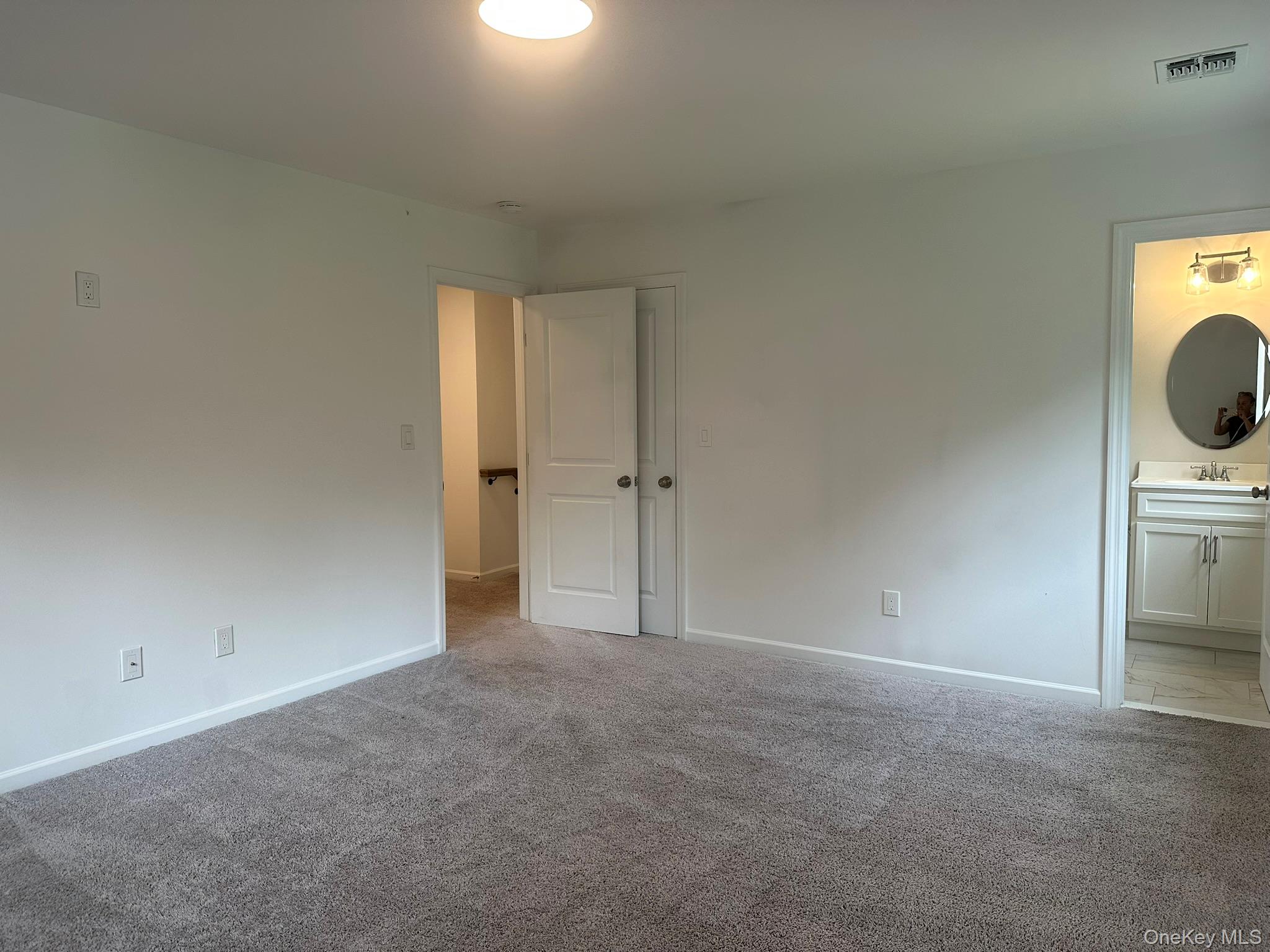 121 W Main Street, Kings Park, NY 11754