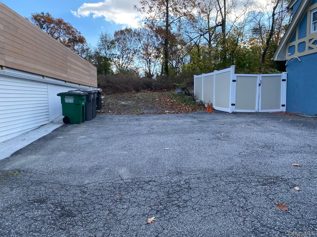 466 Palmer Road, Yonkers, NY 10701