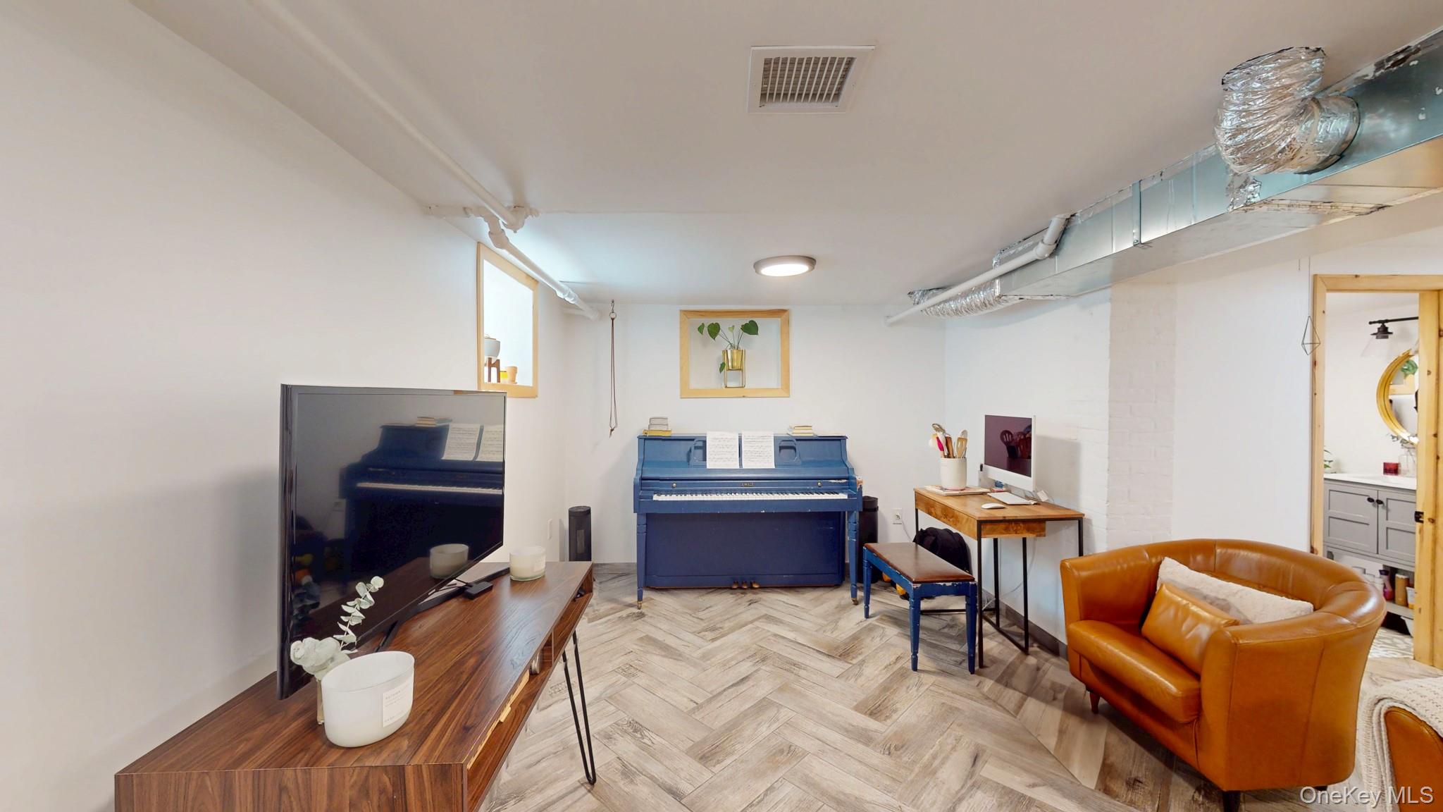 12 Perry Creek Road, Washingtonville, NY 10992