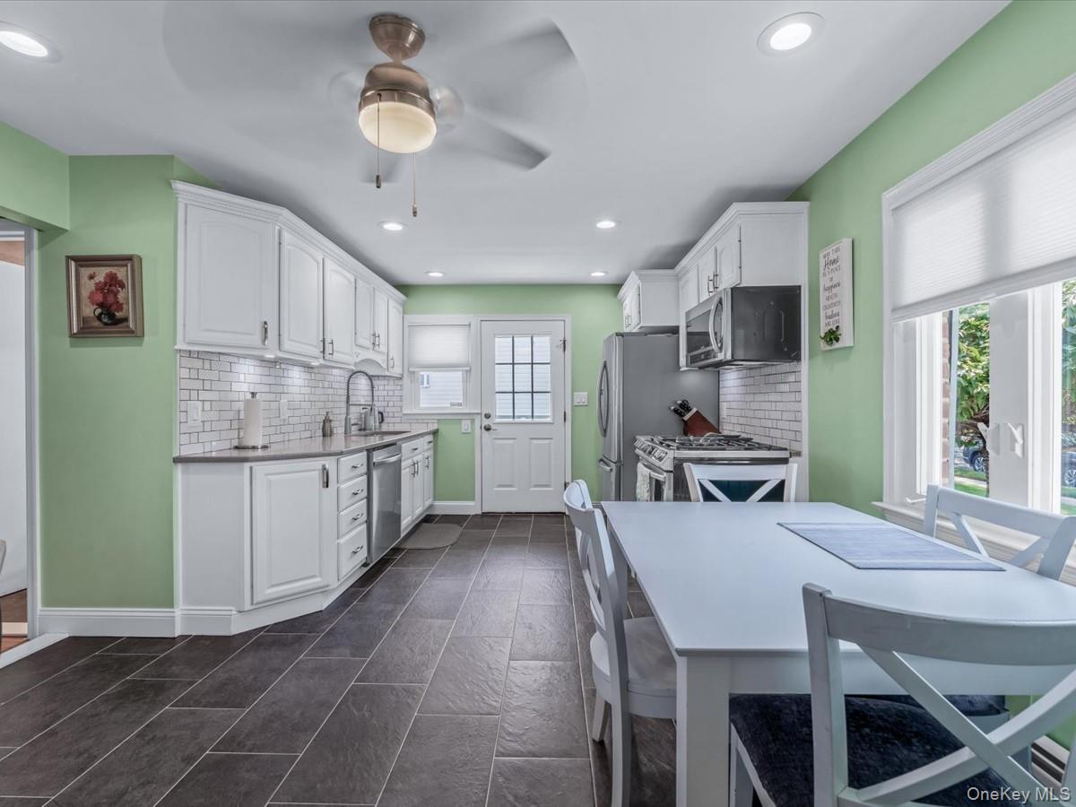 7 Cornell Avenue, Hicksville, NY 11801