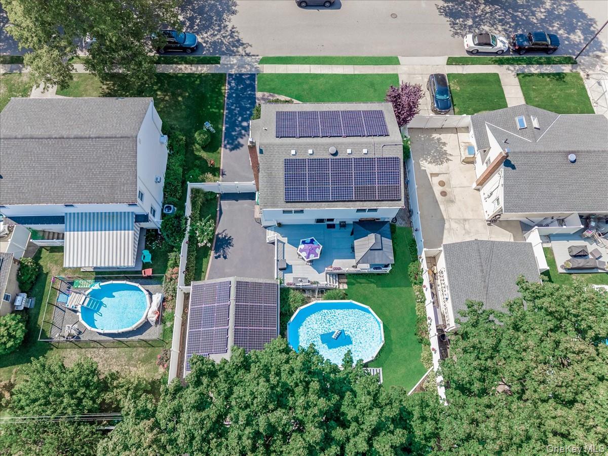 7 Cornell Avenue, Hicksville, NY 11801