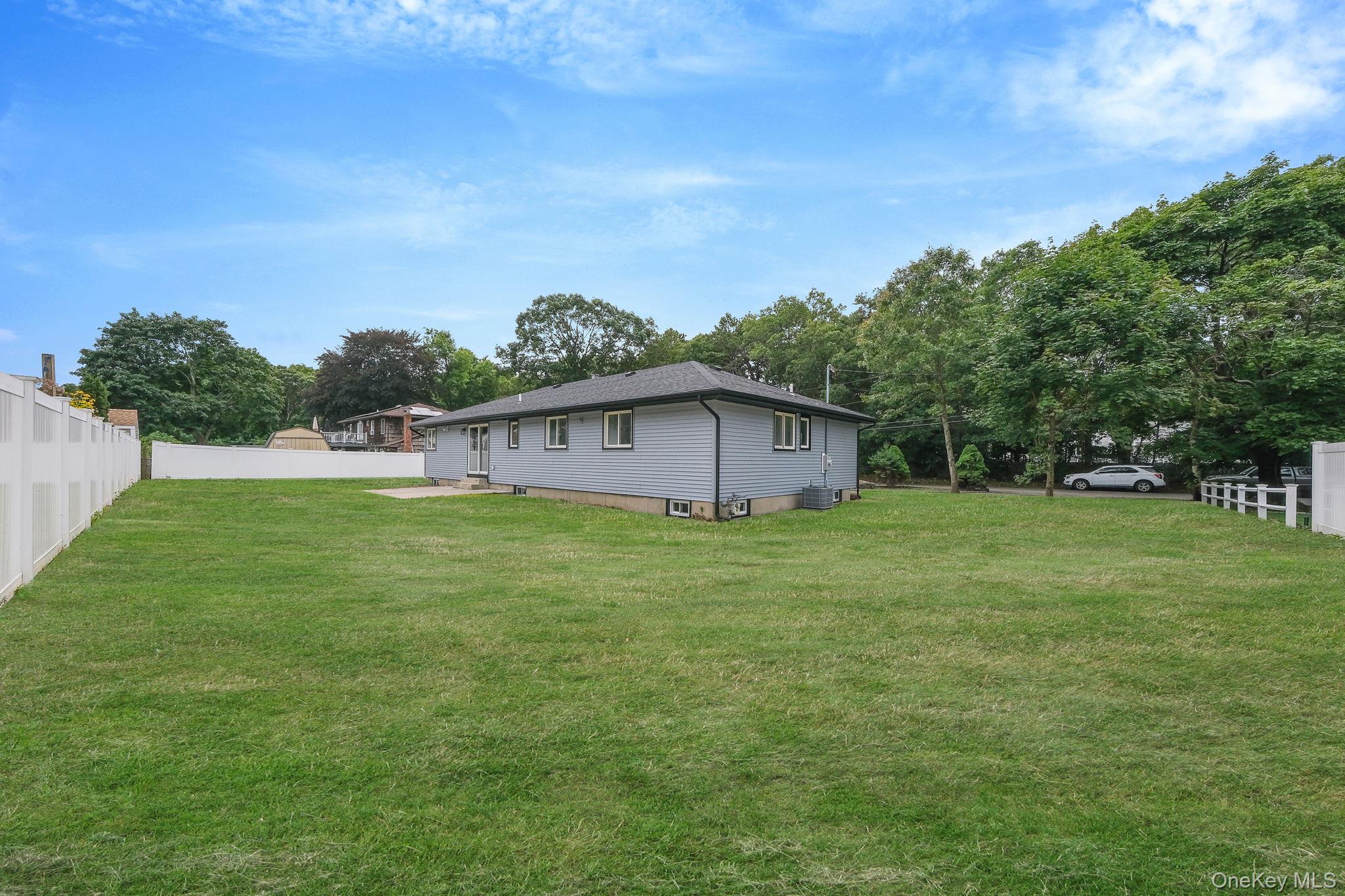 47 Dayton Avenue, Holtsville, NY 11742