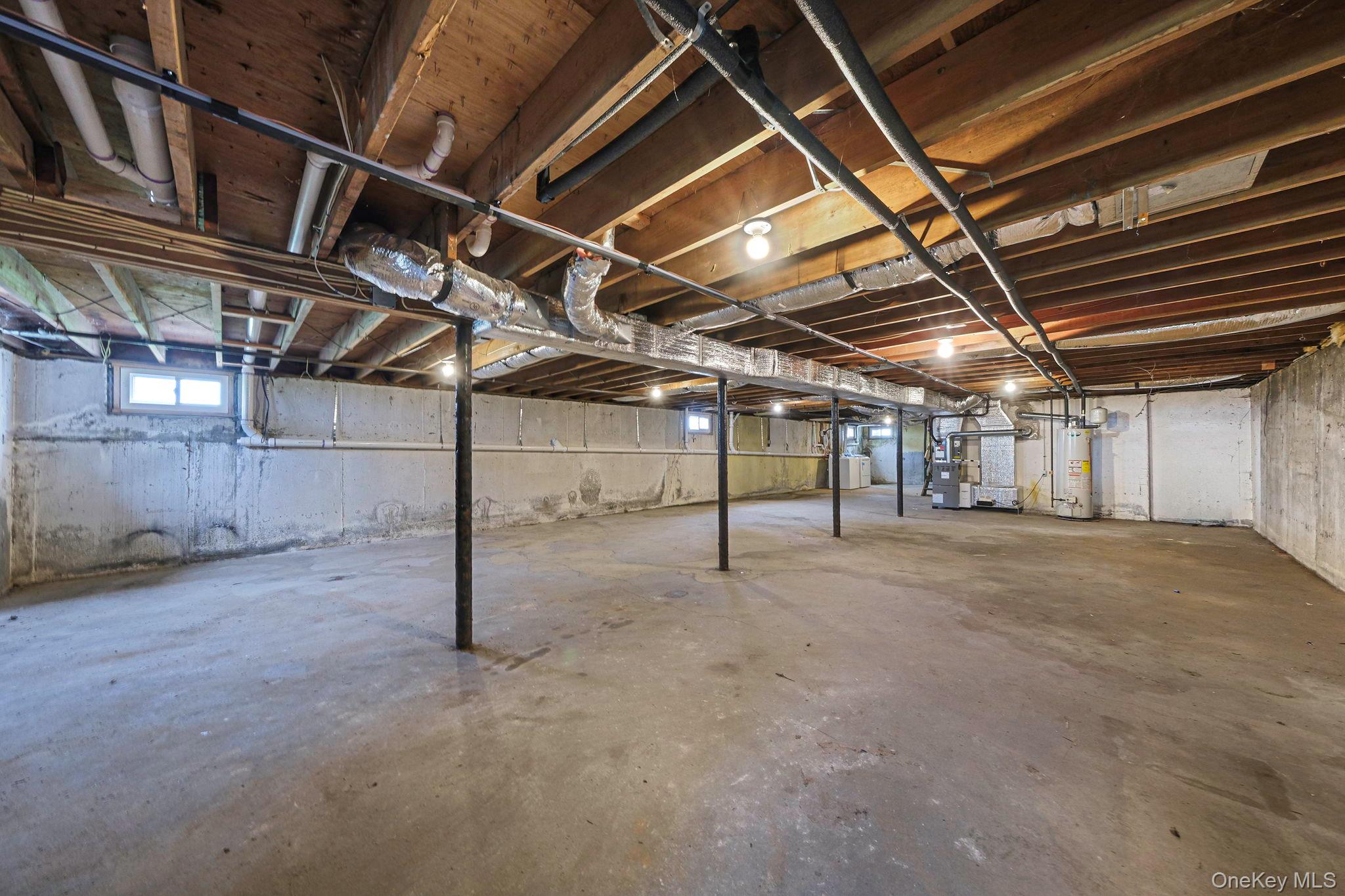 47 Dayton Avenue, Holtsville, NY 11742