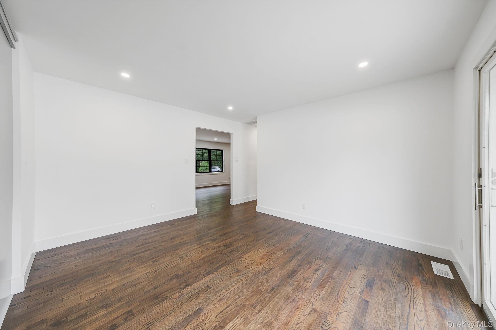 47 Dayton Avenue, Holtsville, NY 11742