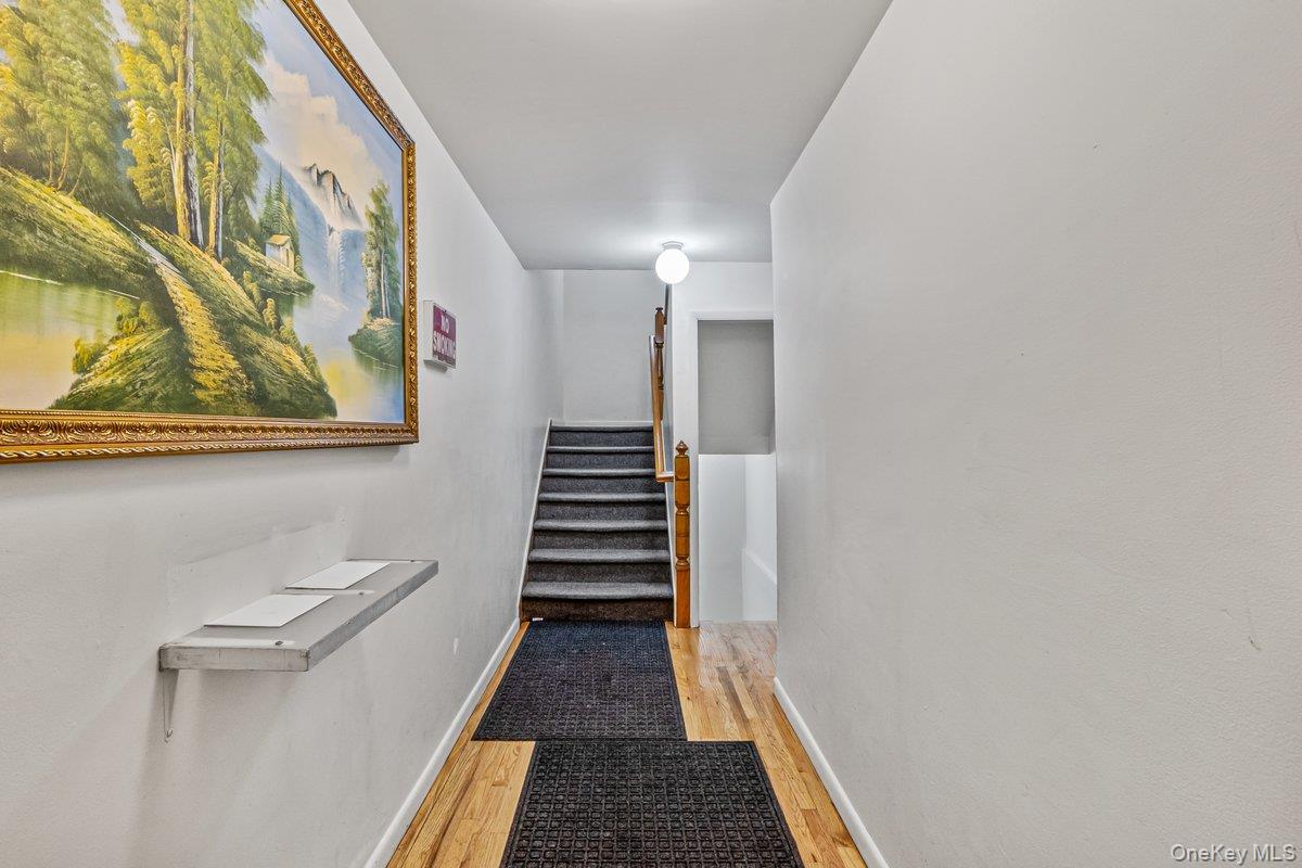 70-50 153rd Street, Flushing, NY 11367