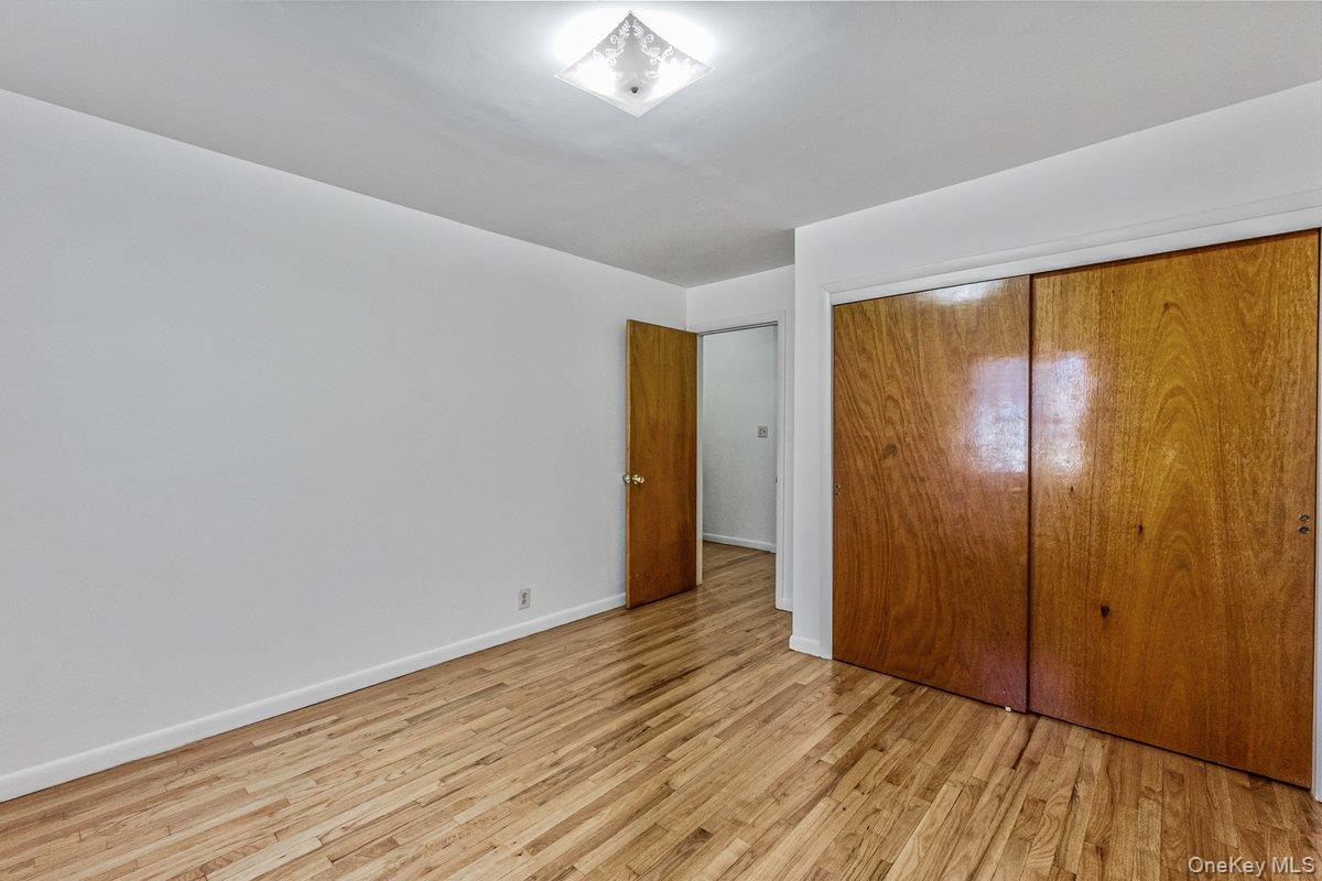 70-50 153rd Street, Flushing, NY 11367