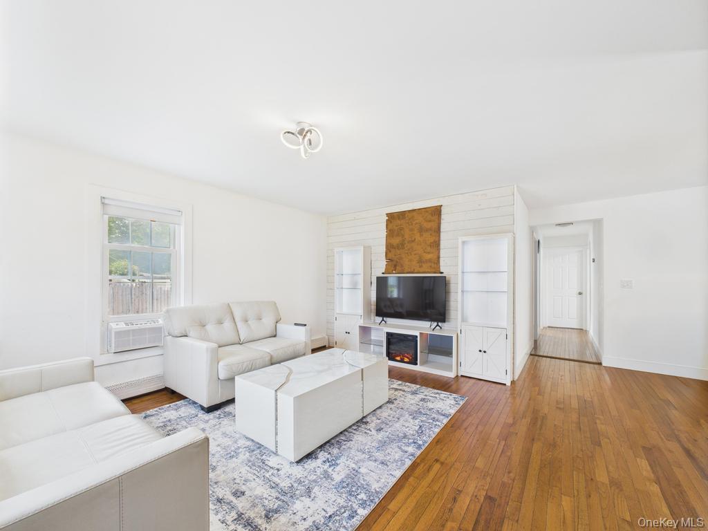 279 Commack Road, Shirley, NY 11967