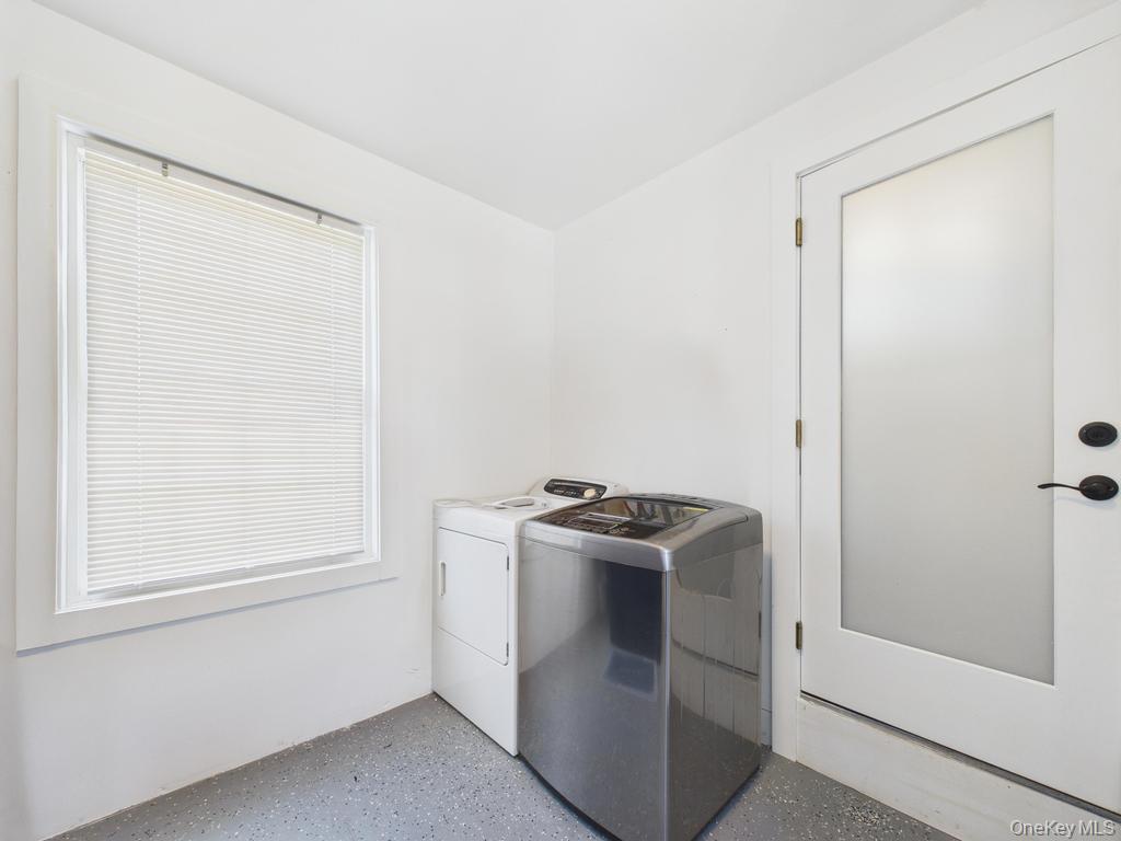 279 Commack Road, Shirley, NY 11967