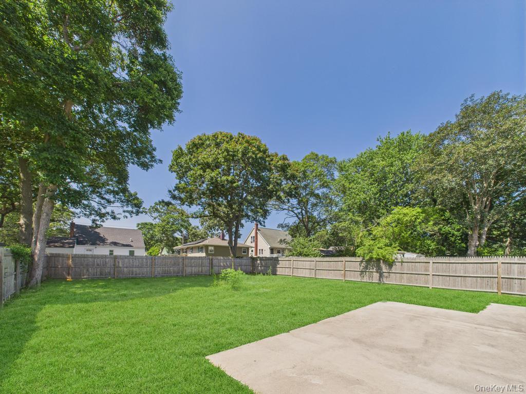 279 Commack Road, Shirley, NY 11967