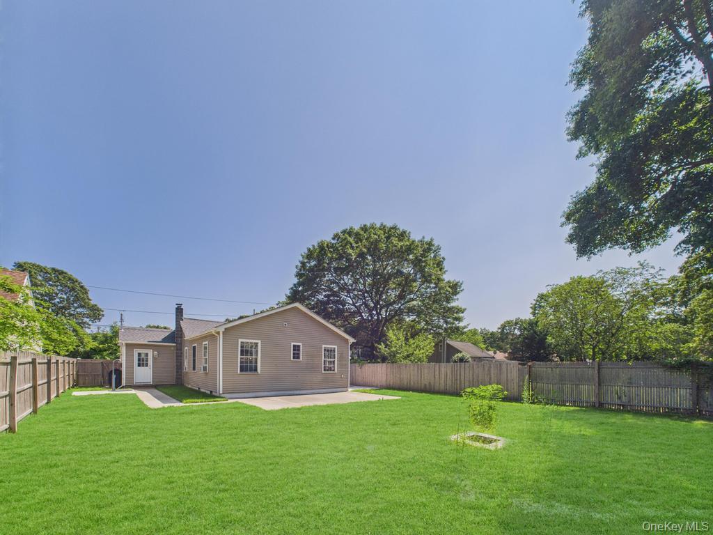 279 Commack Road, Shirley, NY 11967