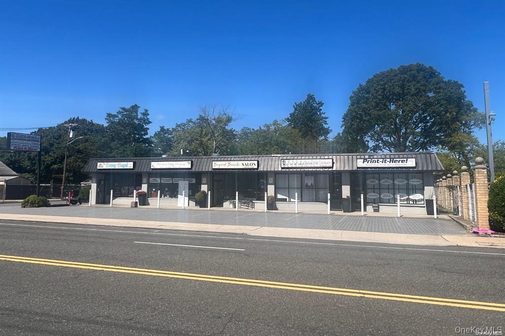 185A Jerusalem Avenue, Massapequa, NY 11758