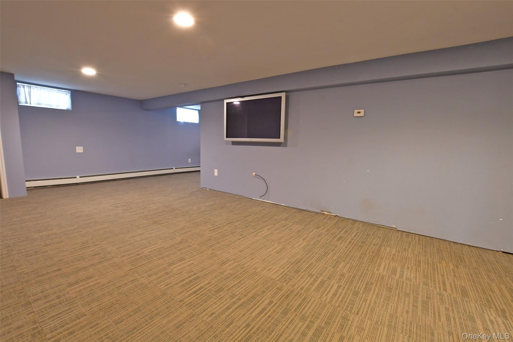 39 Hill Street E, Wading River, NY 11792