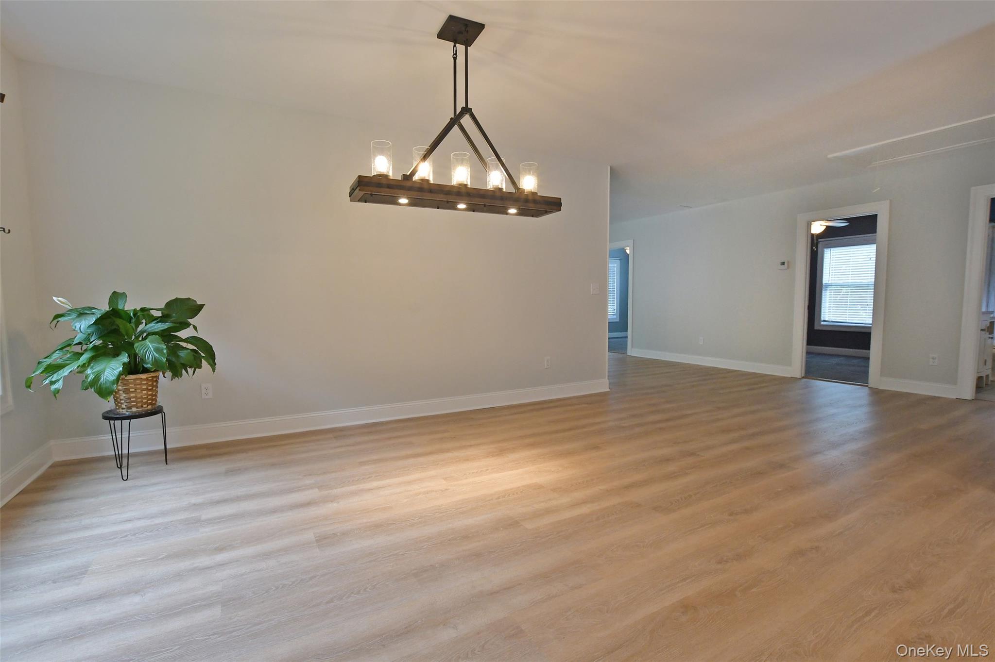 39 Hill Street E, Wading River, NY 11792