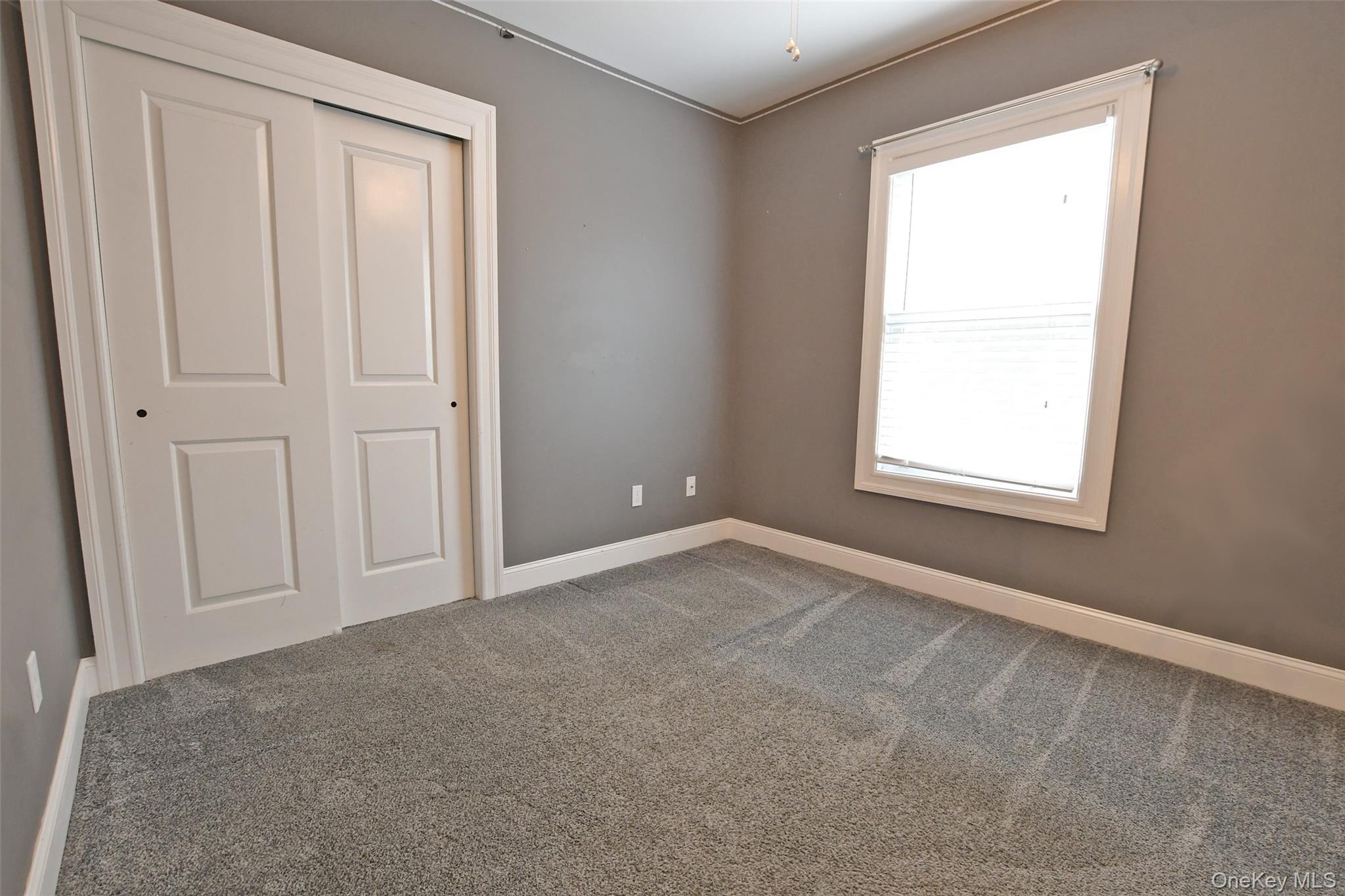 39 Hill Street E, Wading River, NY 11792