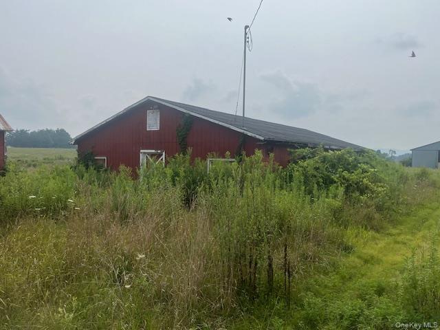 1820 County Route 7, Ancram, NY 12502