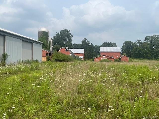 1820 County Route 7, Ancram, NY 12502