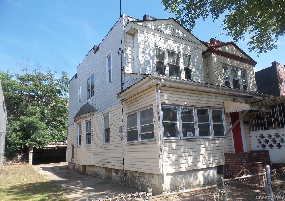 263 East 39 Street, Brooklyn, NY 11203