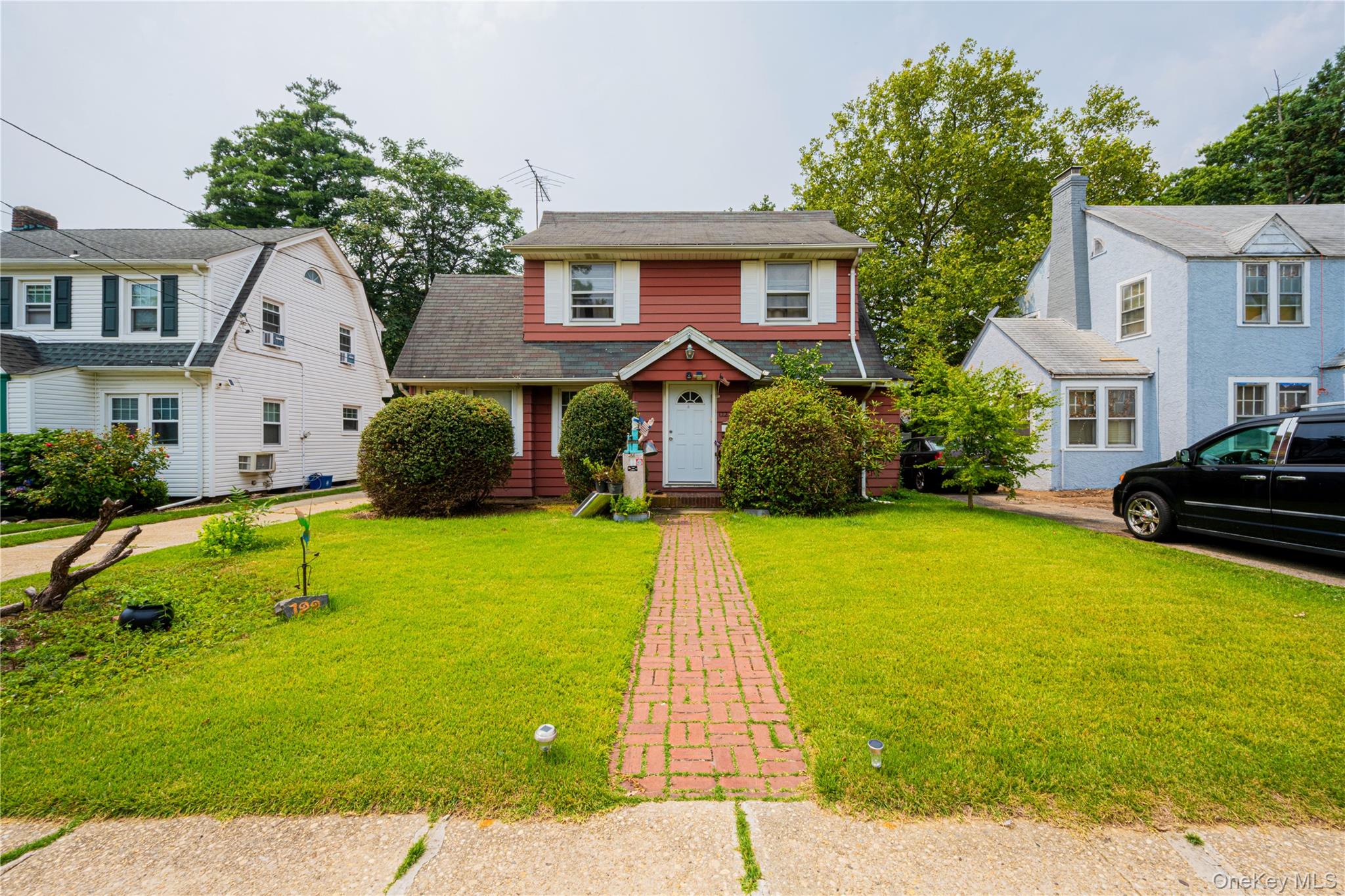 122 Parsons Drive, Hempstead, NY 11550