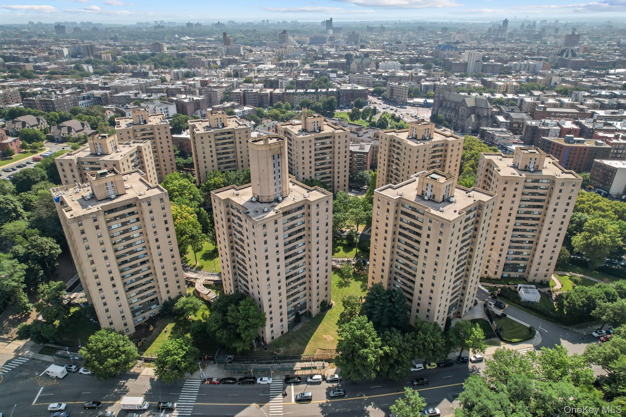 4 Fordham Hill Oval # 9E, Bronx, NY 10468